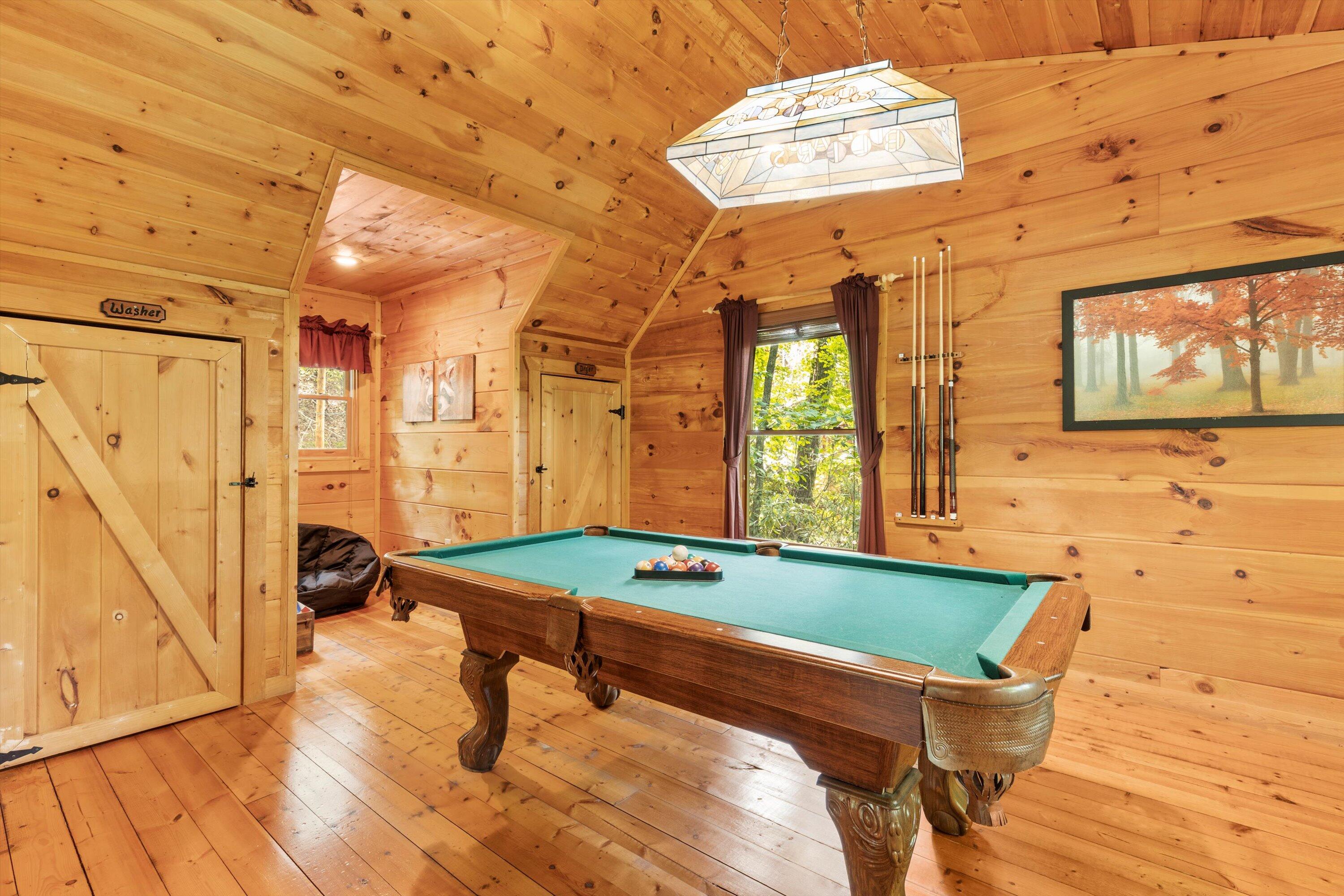 2457 N School House Gap Road Sevierville TN 37876