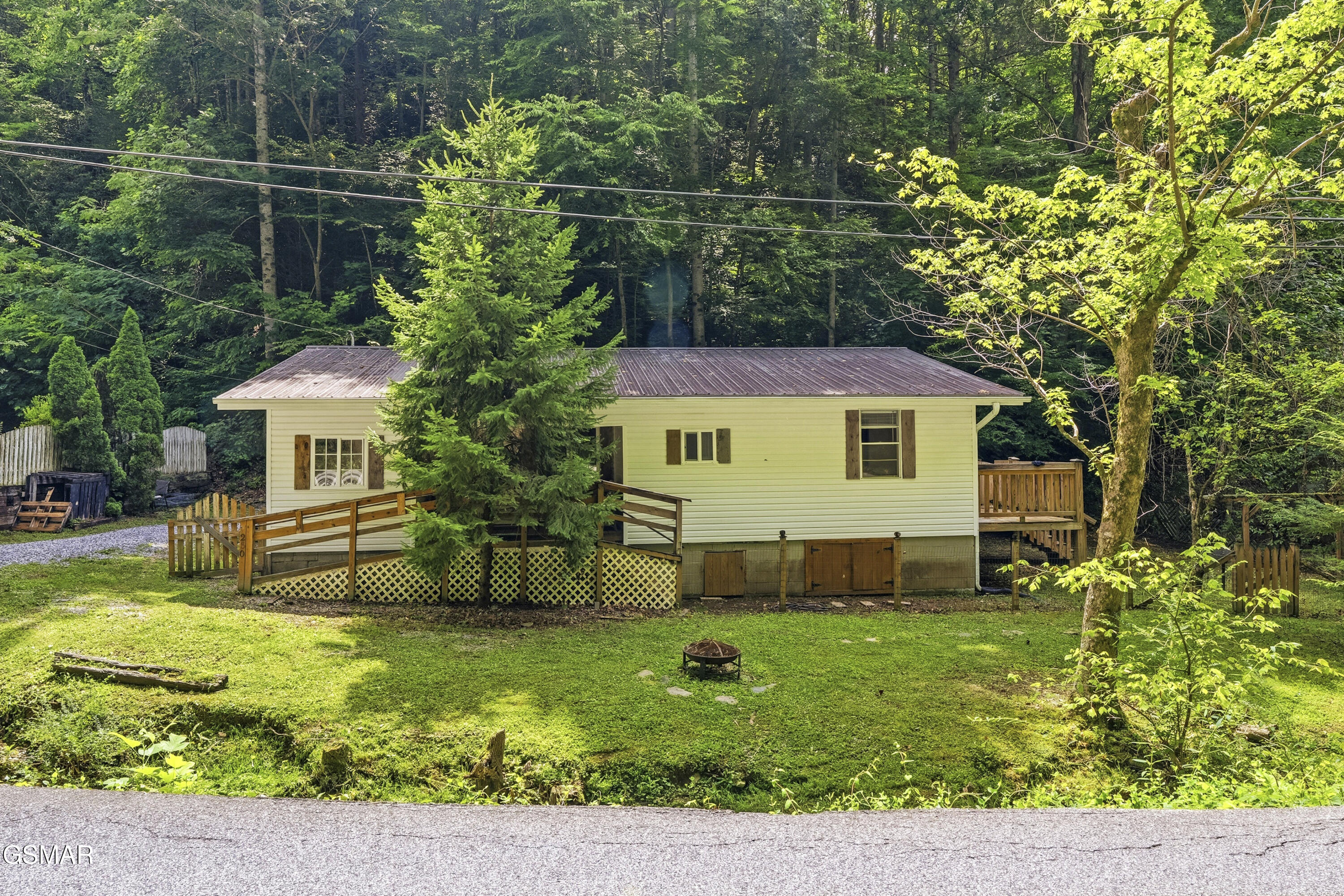 250 Cartertown Road Gatlinburg TN 37738