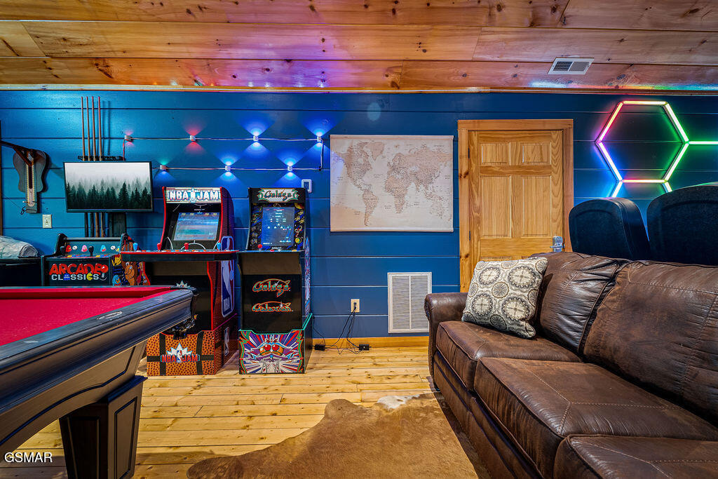 2918 Fiddlers Creek Way Pigeon Forge TN 37863