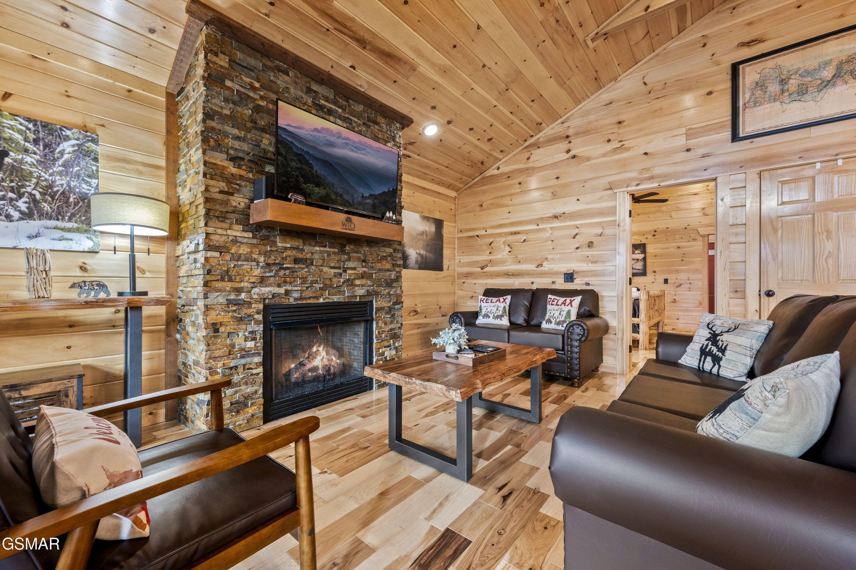244 Forrest Loop Way Gatlinburg TN 37738