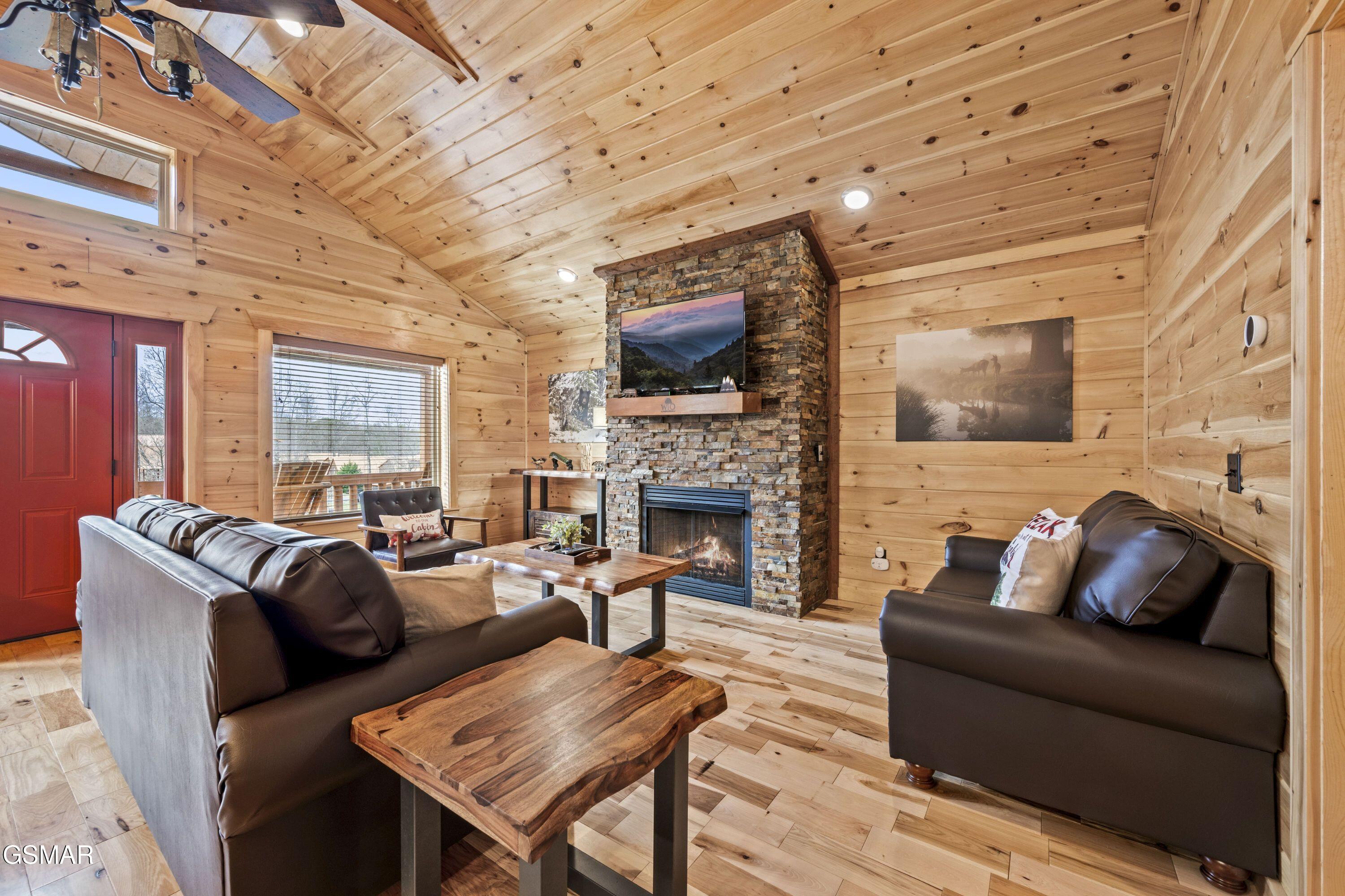 244 Forrest Loop Way Gatlinburg TN 37738