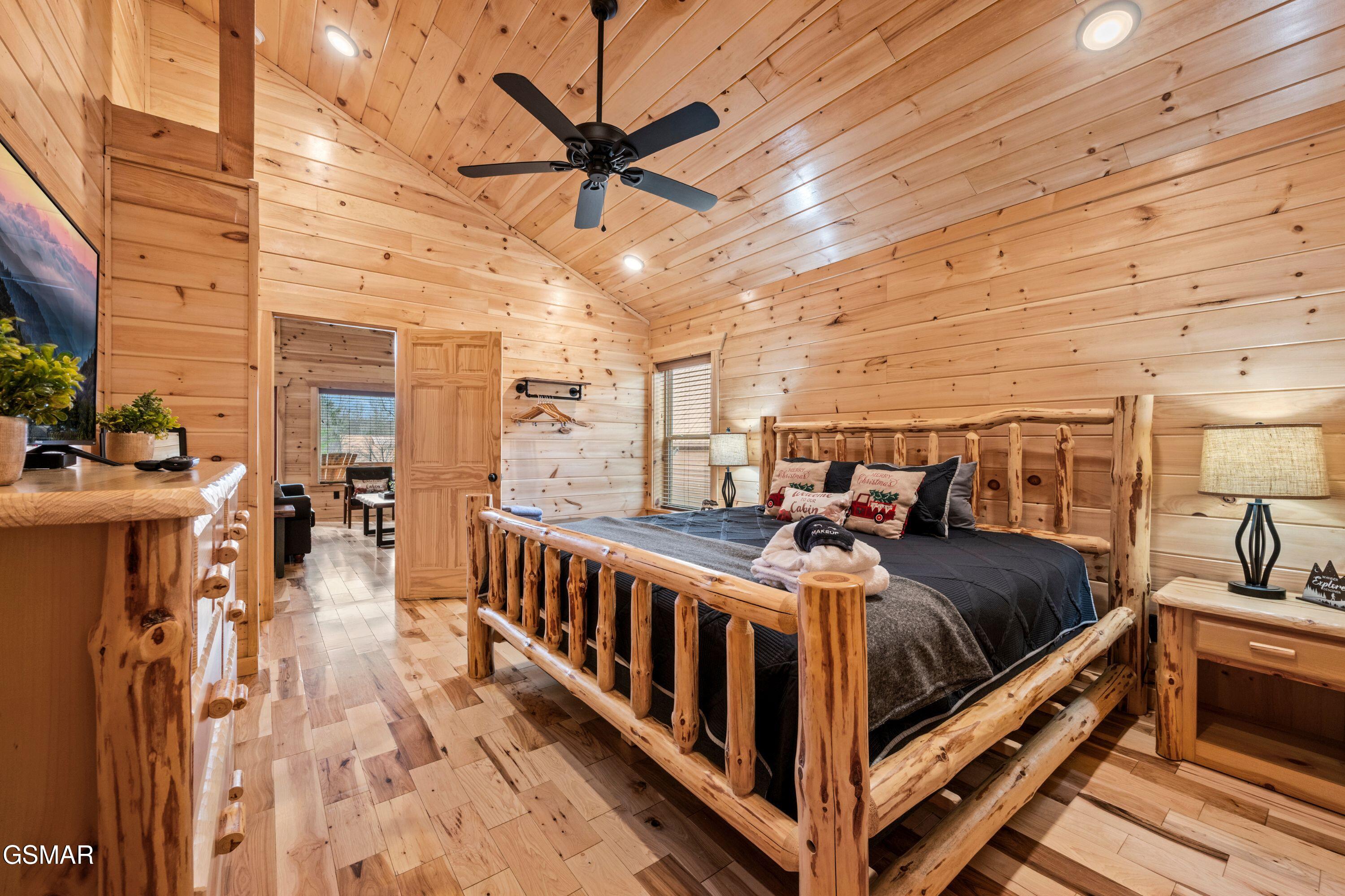 244 Forrest Loop Way Gatlinburg TN 37738