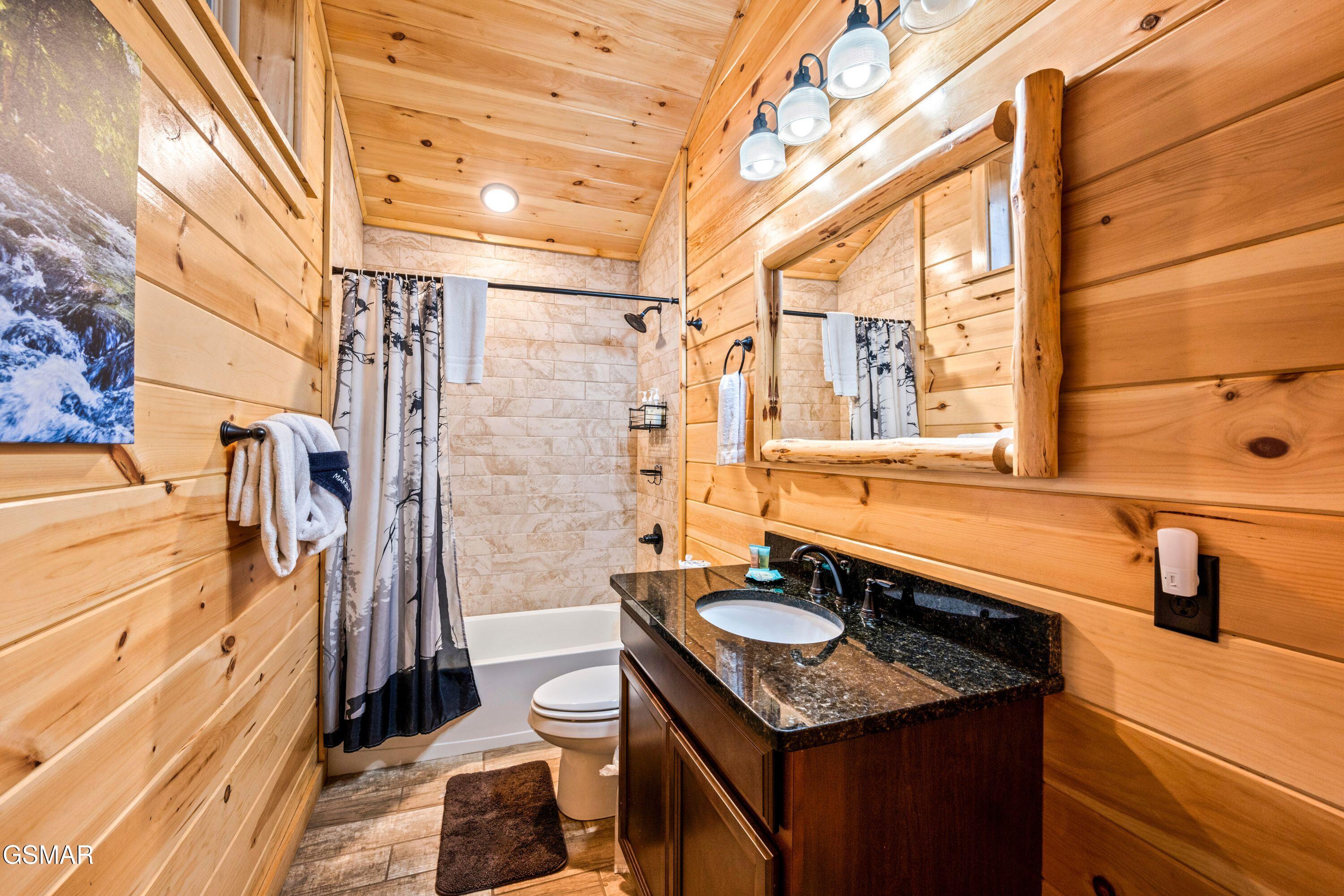 244 Forrest Loop Way Gatlinburg TN 37738