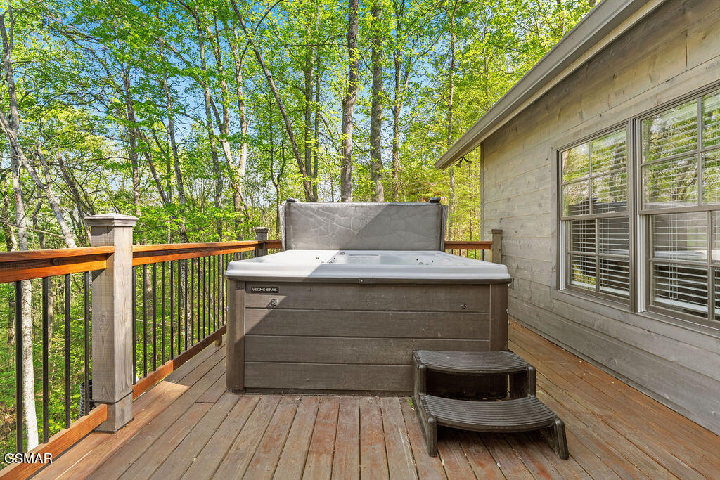 4163 Burning Tree Lane Sevierville TN 37862