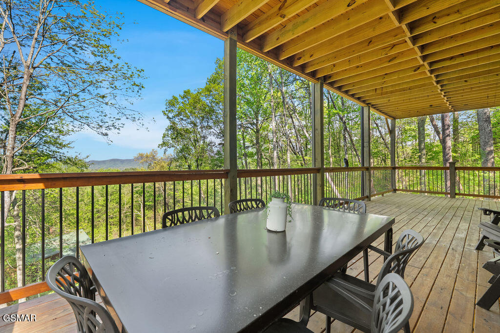 4163 Burning Tree Lane Sevierville TN 37862
