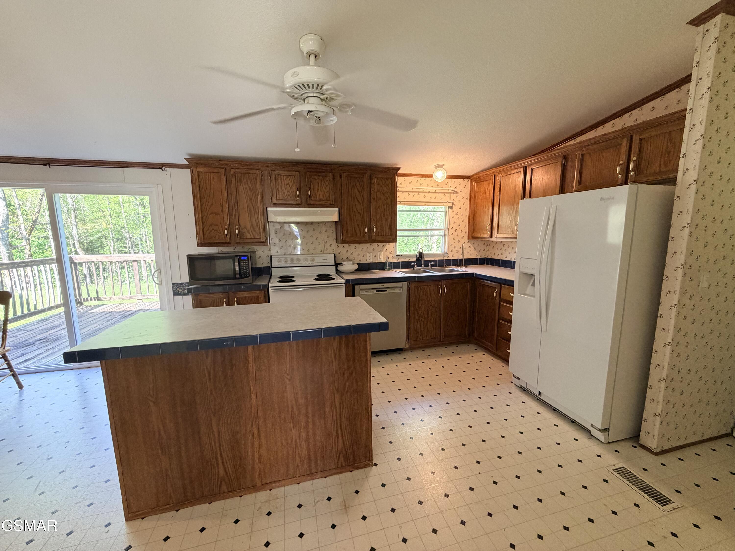 1187 Tennessee 107 Del Rio TN 37727
