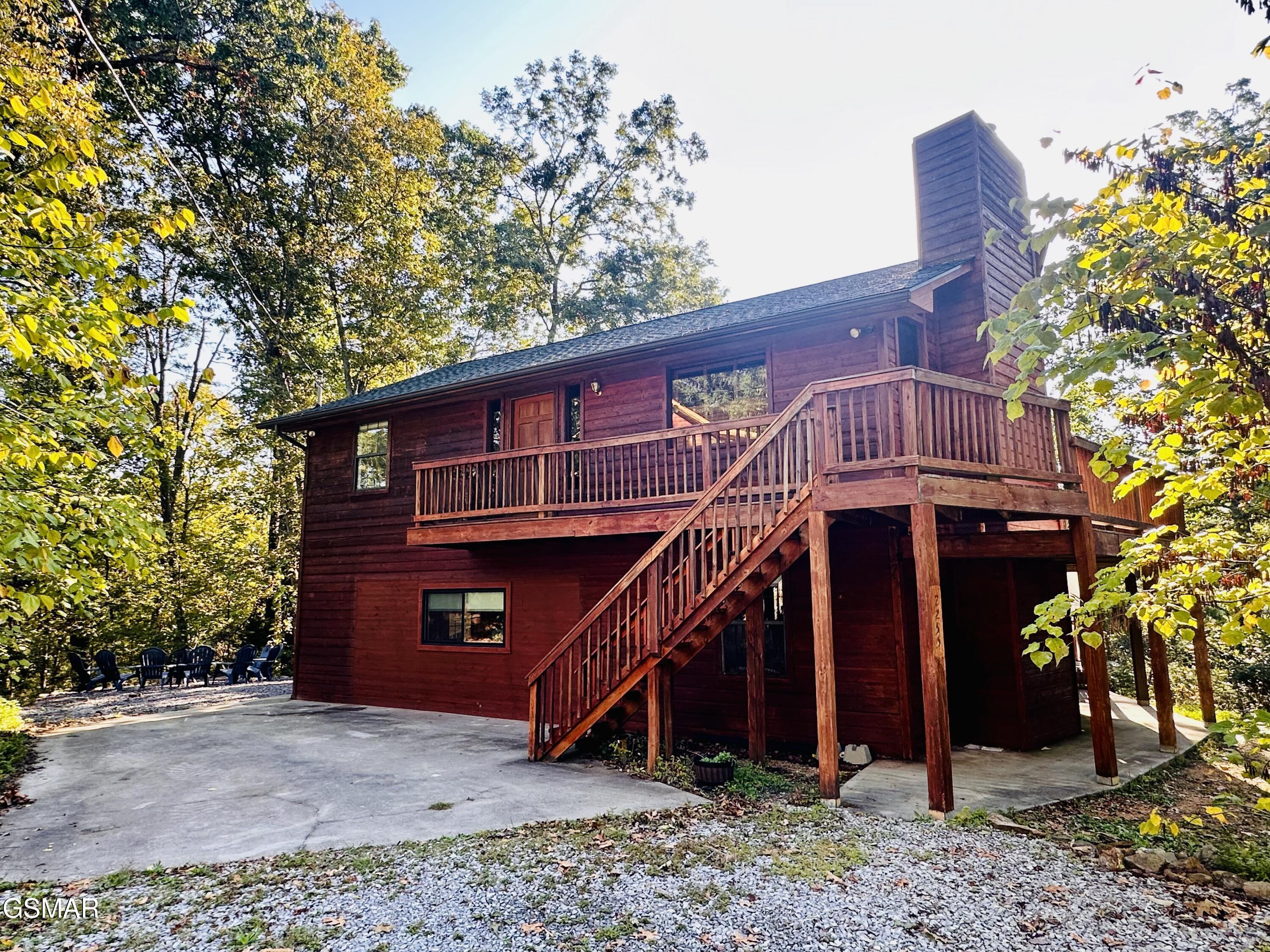 2255 Spence Mountain Loop Sevierville TN 37876