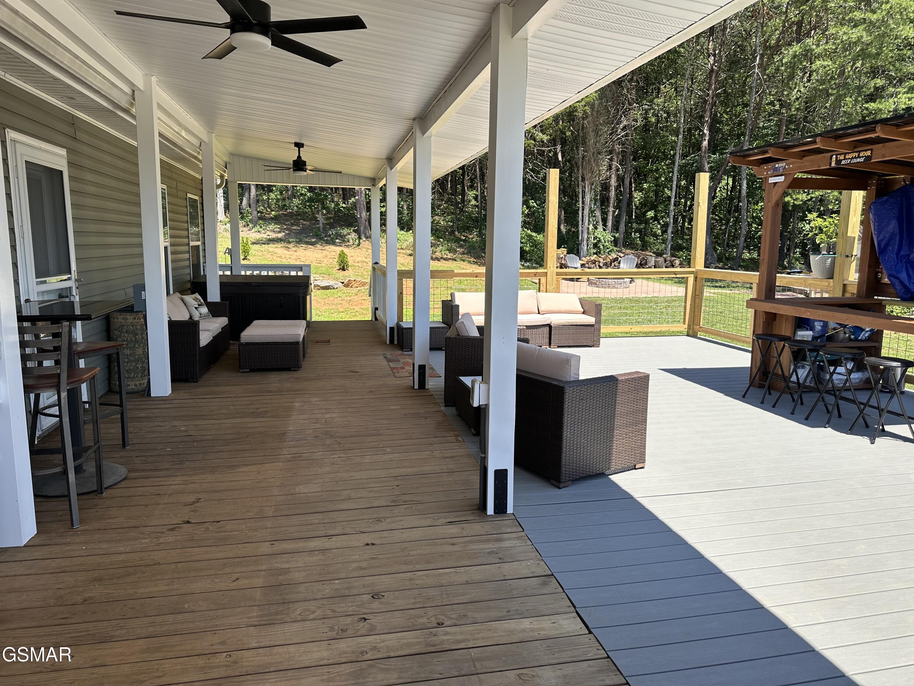 359 Garden Lane Dandridge TN 37725