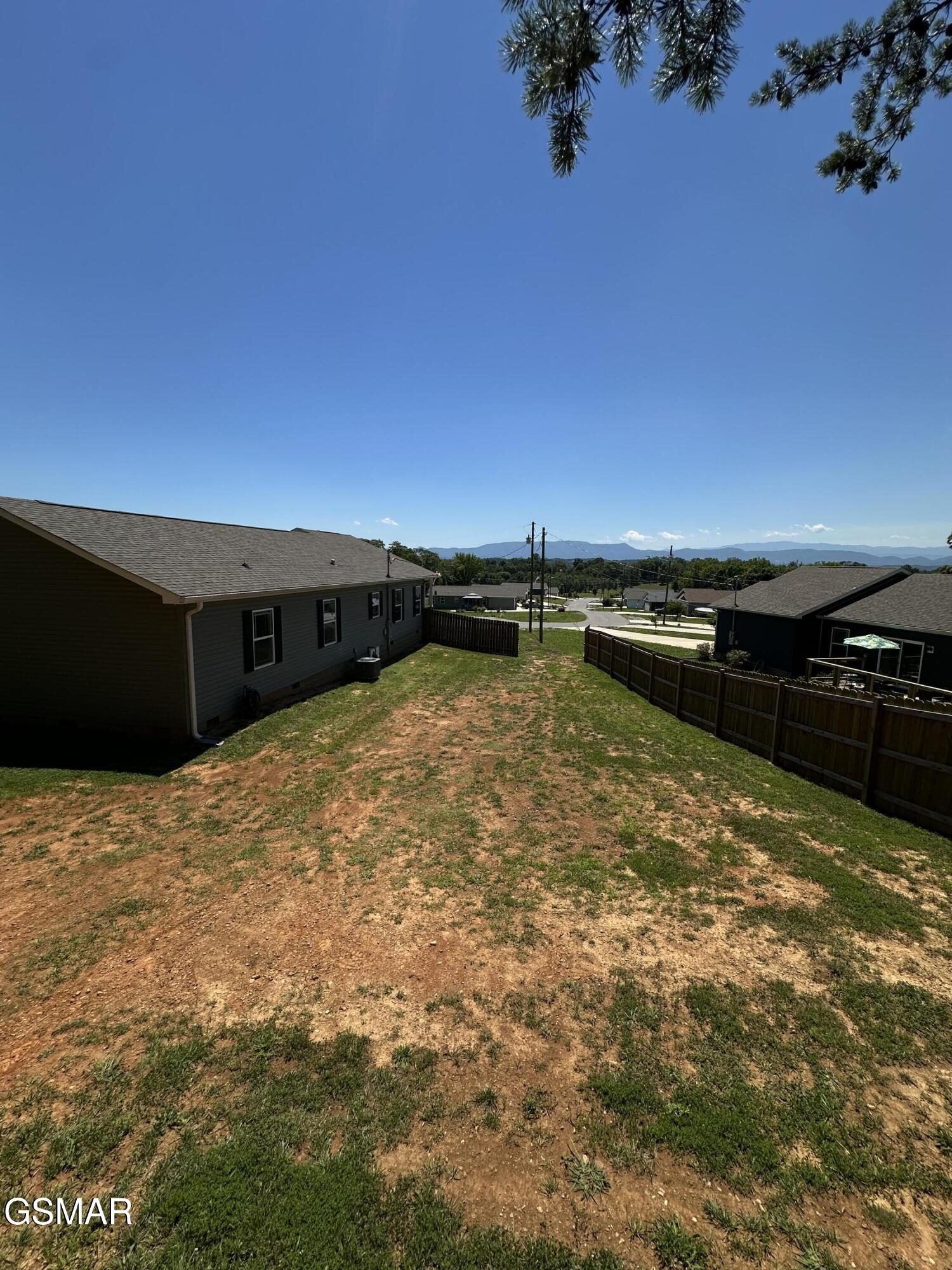 359 Garden Lane Dandridge TN 37725