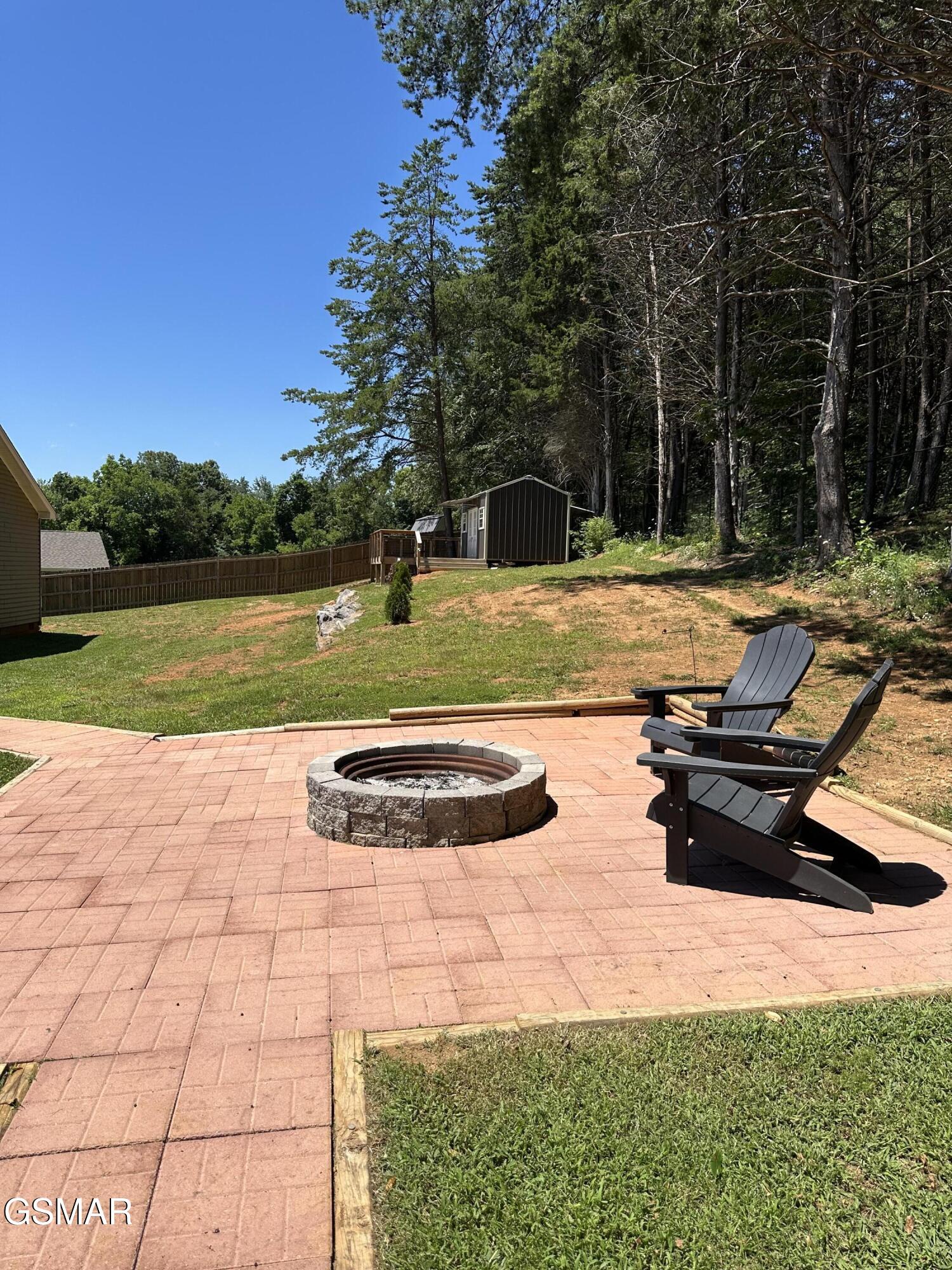 359 Garden Lane Dandridge TN 37725