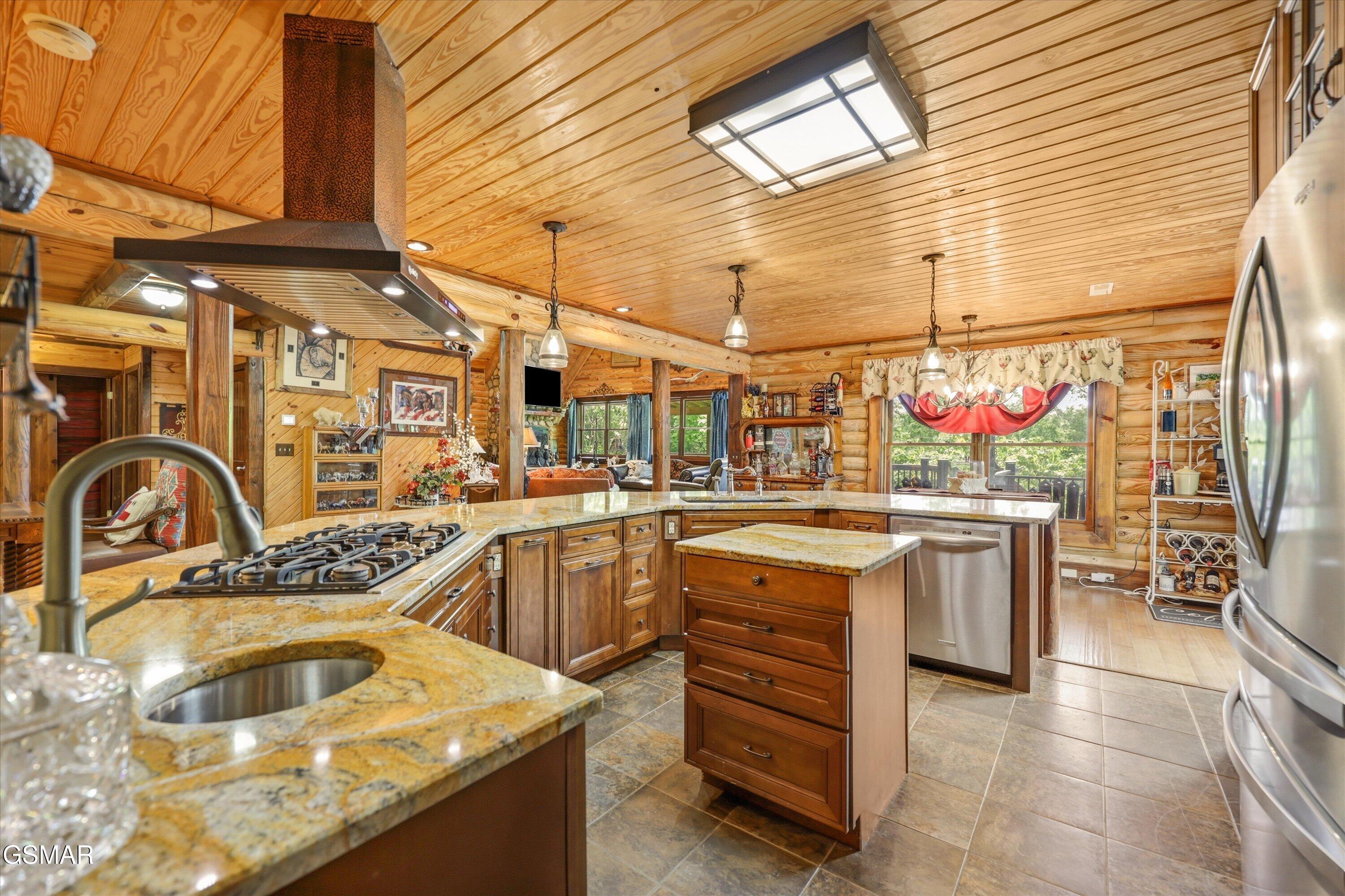 320 Cherry Hill Way Newport TN 37821