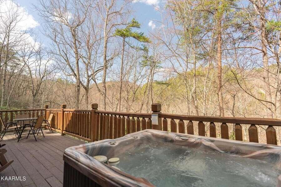 1840 Laurel Valley Way Sevierville TN 37862
