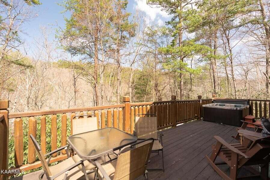 1840 Laurel Valley Way Sevierville TN 37862