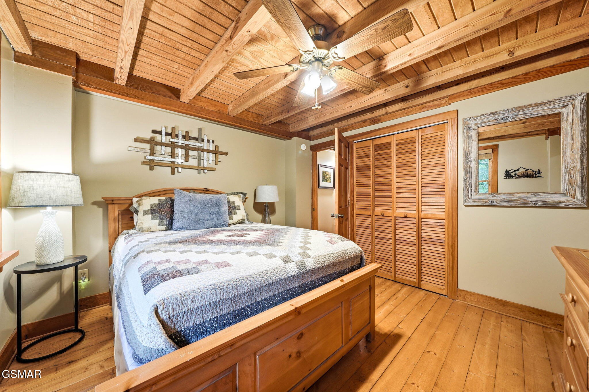 1563 Grant Road Sevierville TN 37876