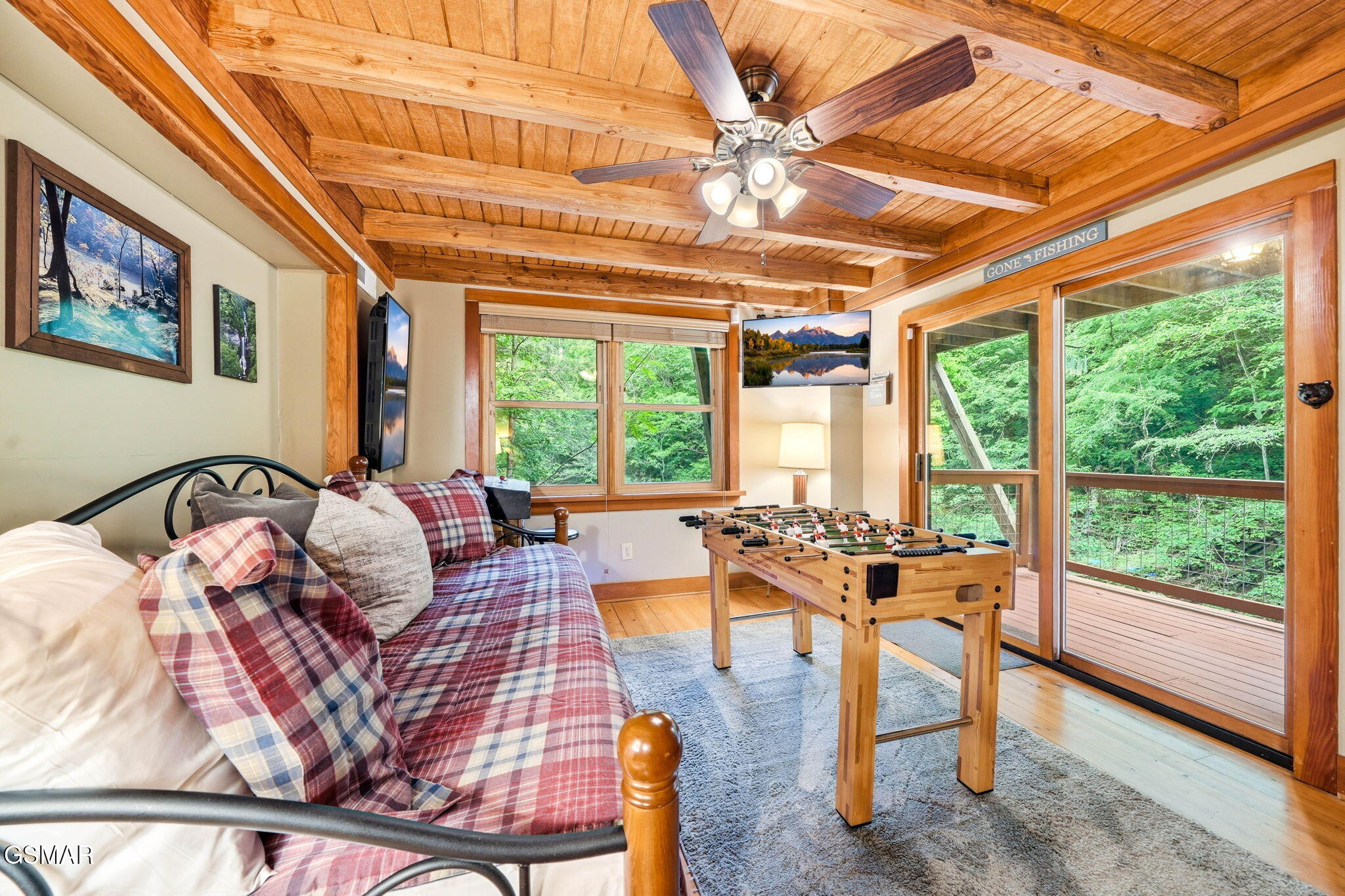 1563 Grant Road Sevierville TN 37876