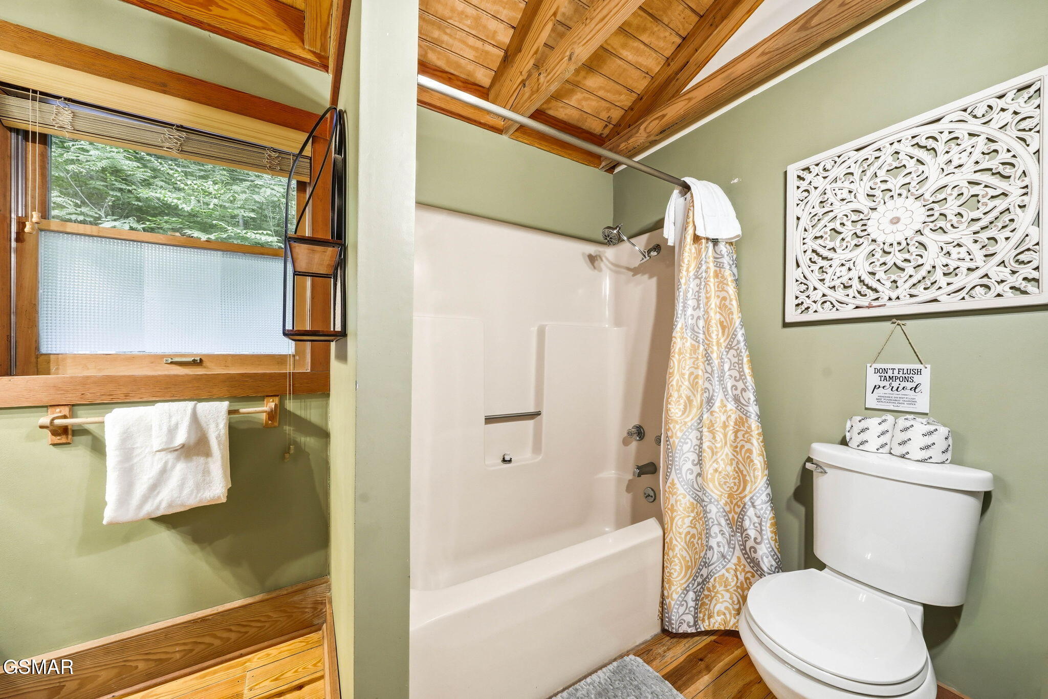 1563 Grant Road Sevierville TN 37876