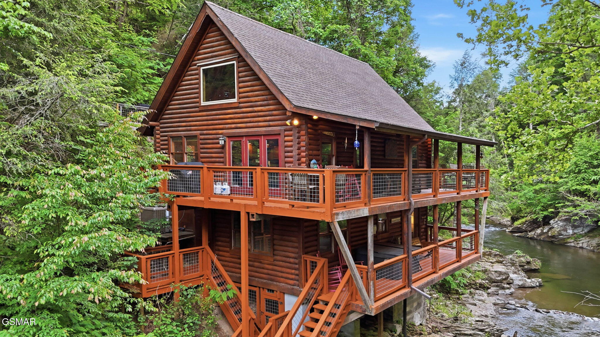 1563 Grant Road Sevierville TN 37876