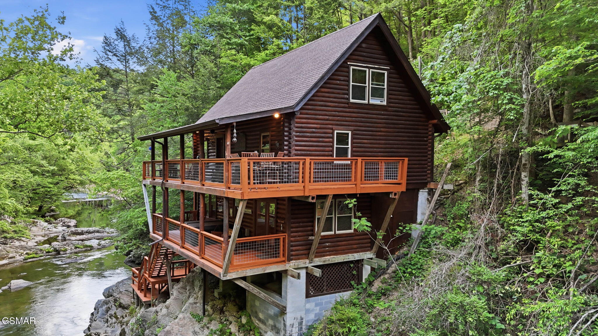 1563 Grant Road Sevierville TN 37876