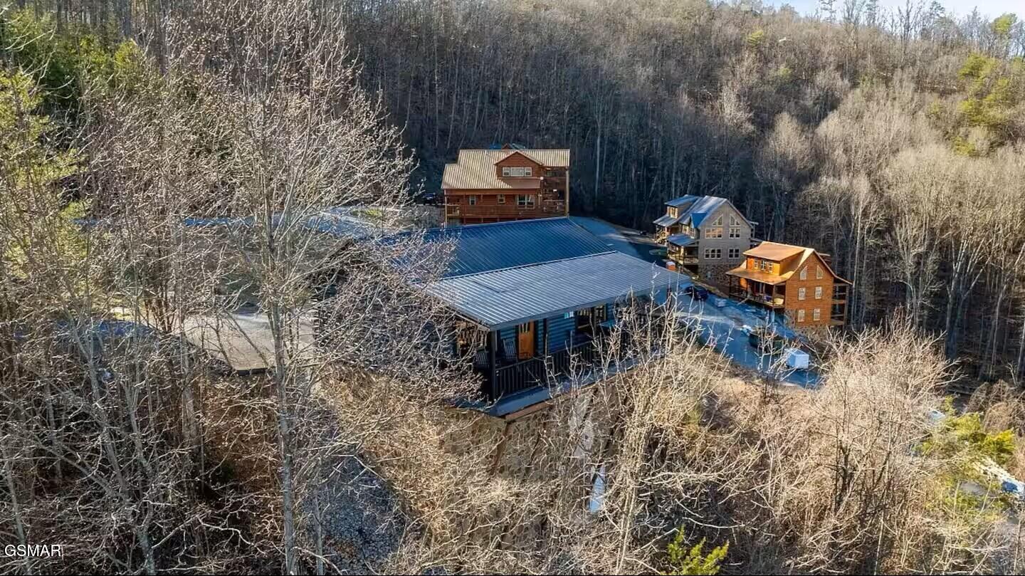 808 Peak Loop Way Sevierville TN 37862