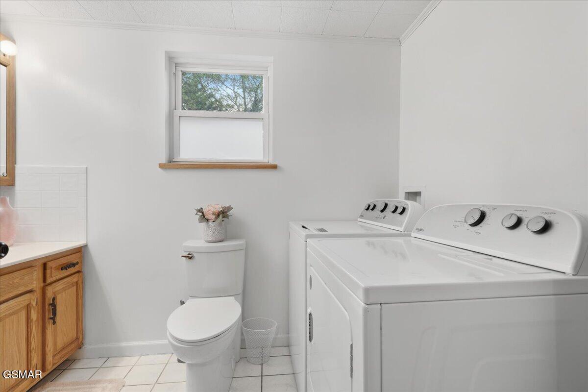 1111 Tinsley Lane Dandridge TN 37725