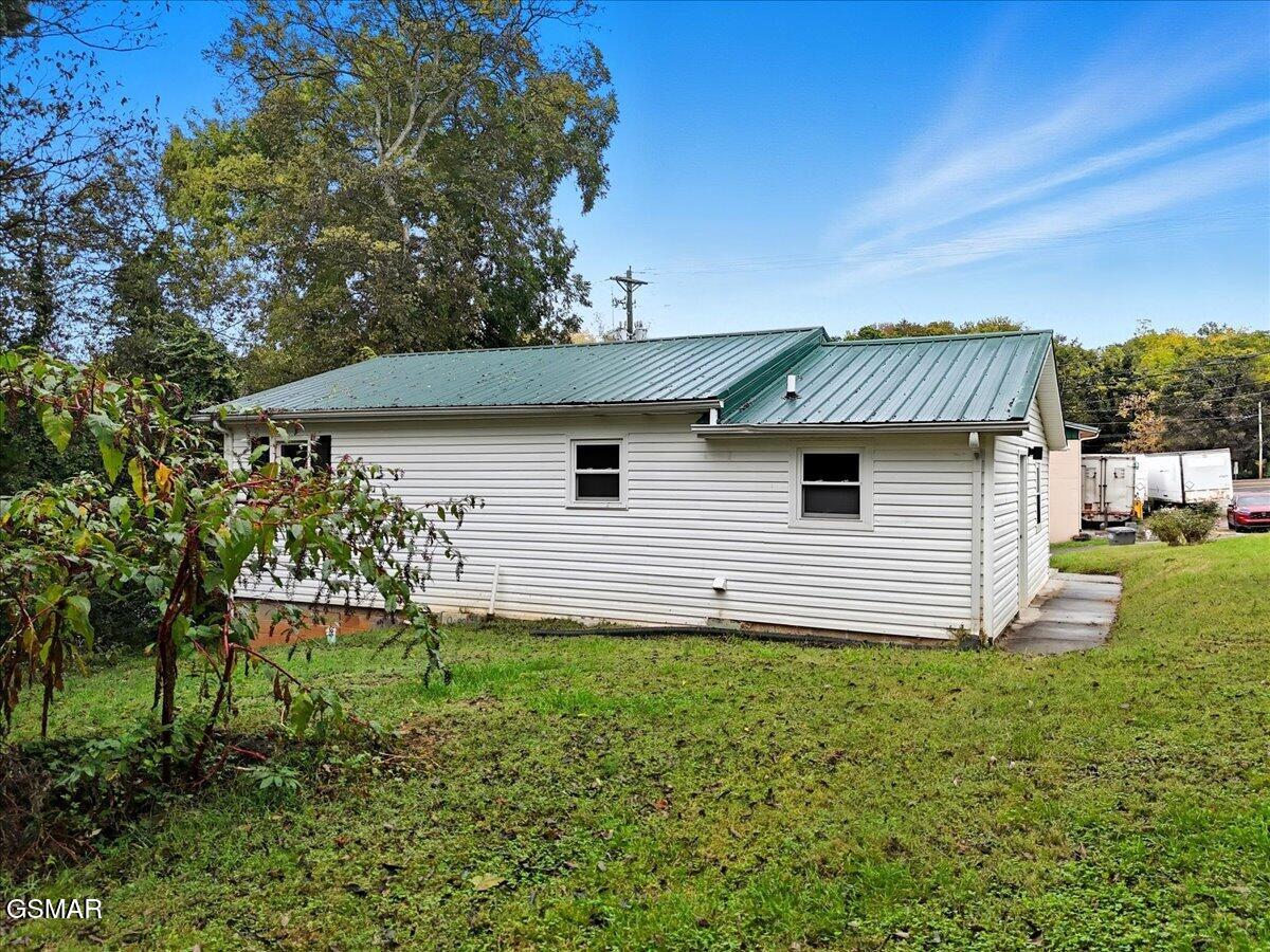 1111 Tinsley Lane Dandridge TN 37725