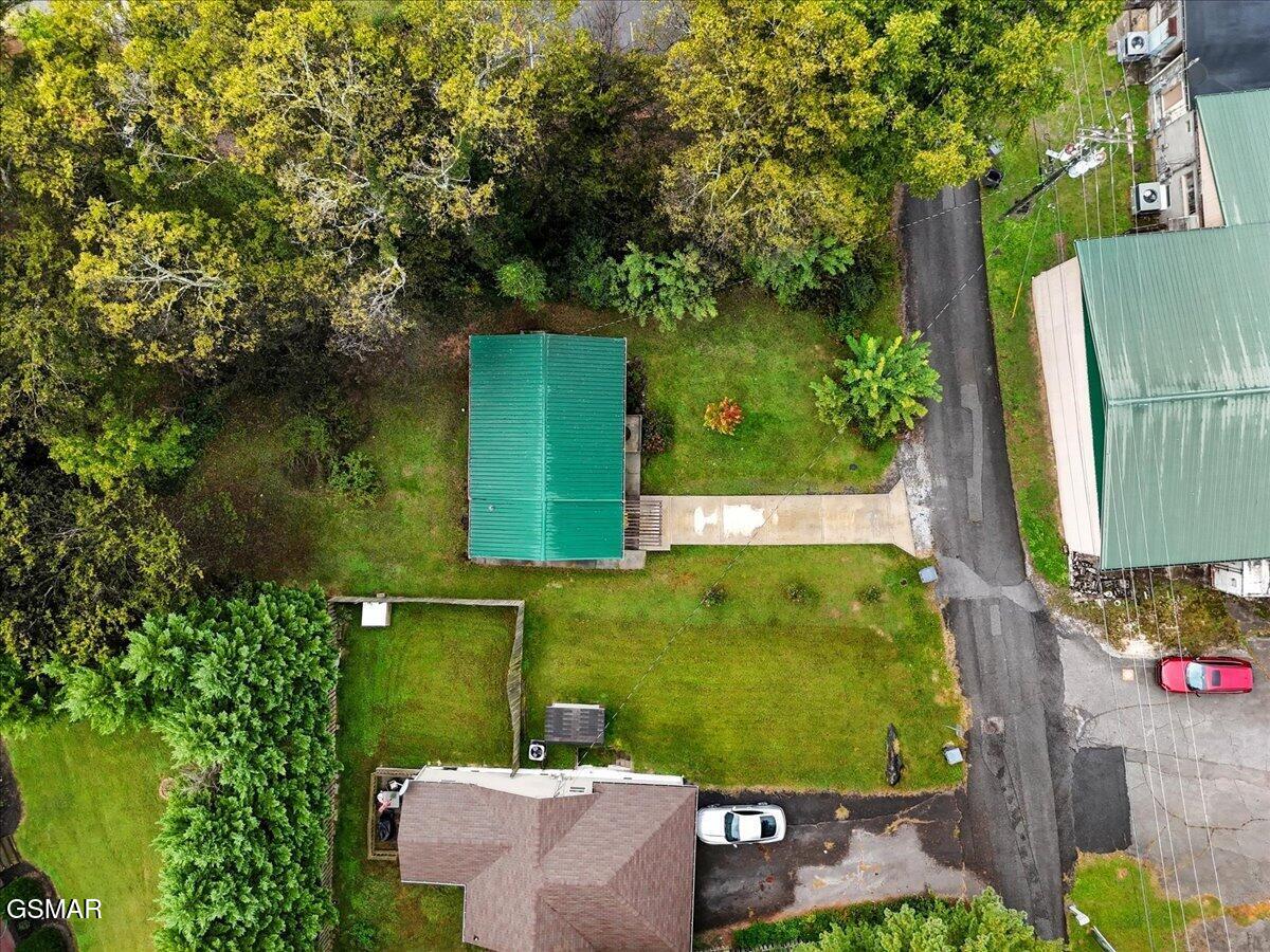 1111 Tinsley Lane Dandridge TN 37725