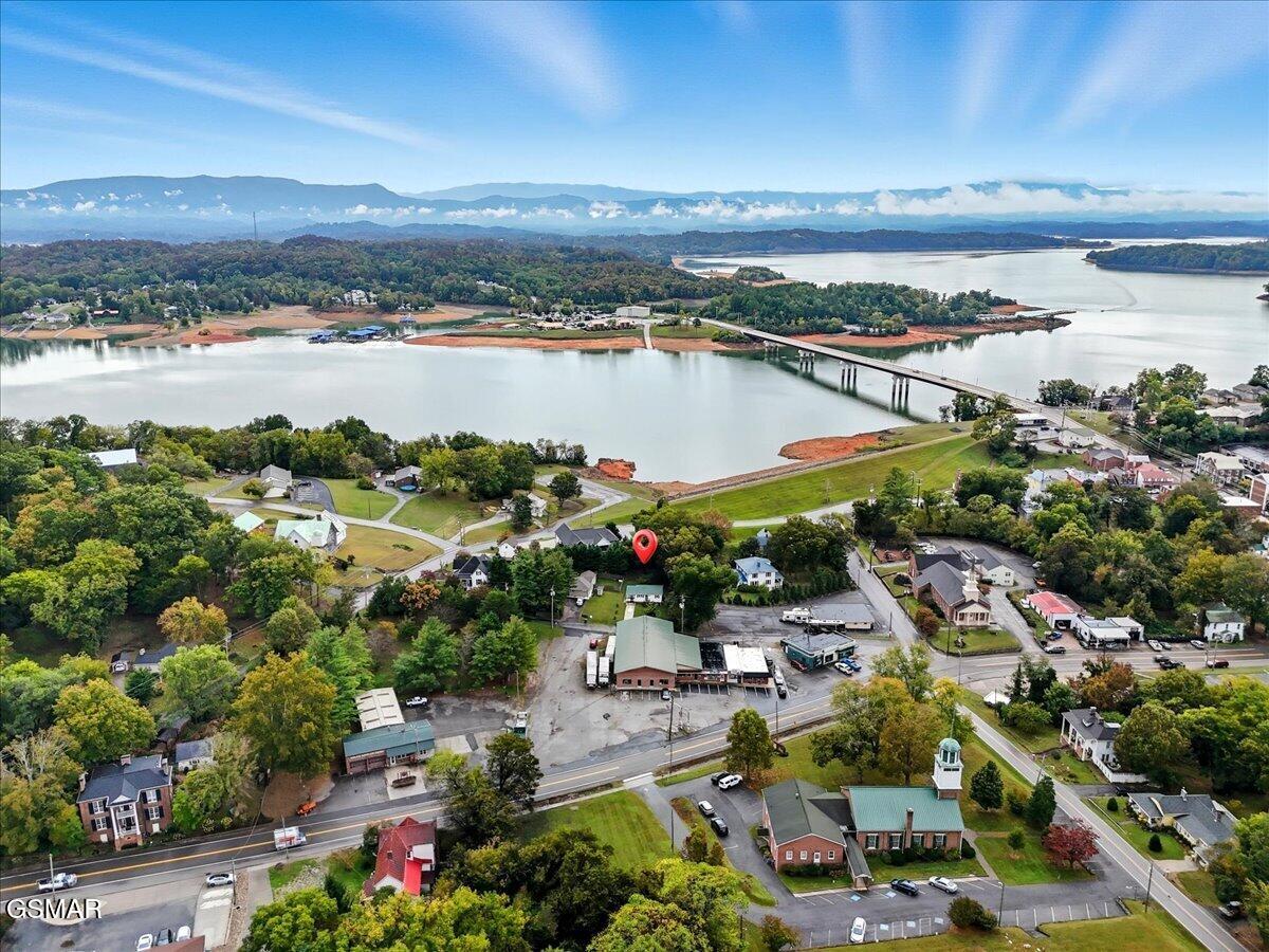 1111 Tinsley Lane Dandridge TN 37725