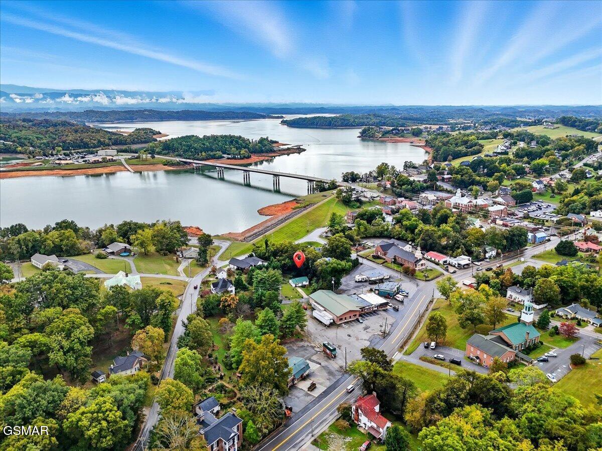 1111 Tinsley Lane Dandridge TN 37725