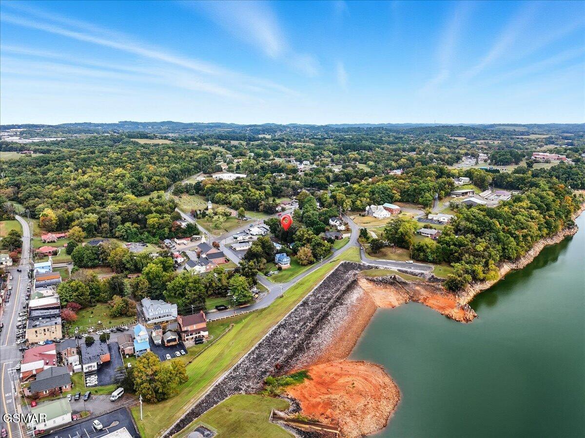 1111 Tinsley Lane Dandridge TN 37725