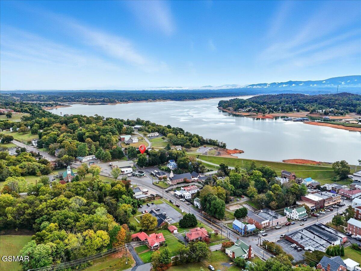 1111 Tinsley Lane Dandridge TN 37725