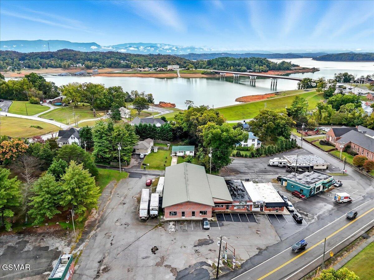 1111 Tinsley Lane Dandridge TN 37725