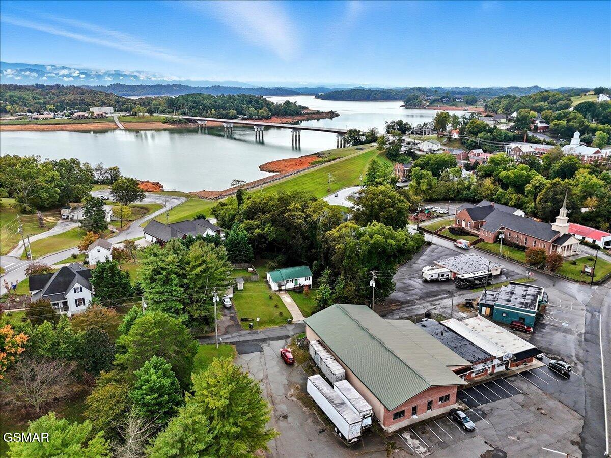 1111 Tinsley Lane Dandridge TN 37725