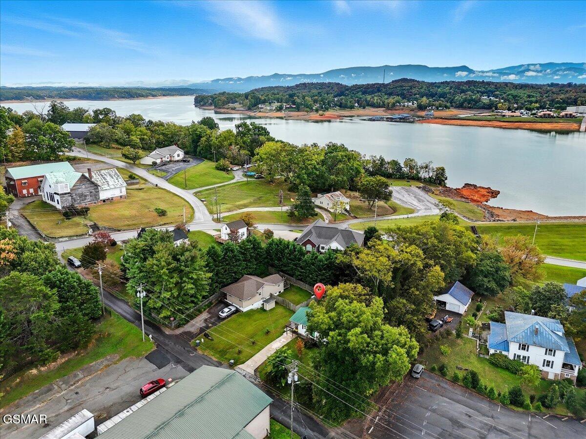 1111 Tinsley Lane Dandridge TN 37725