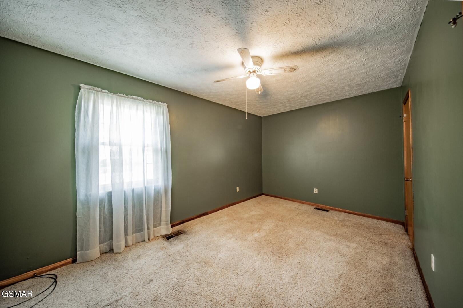 339 Bramble Lane Dandridge TN 37725