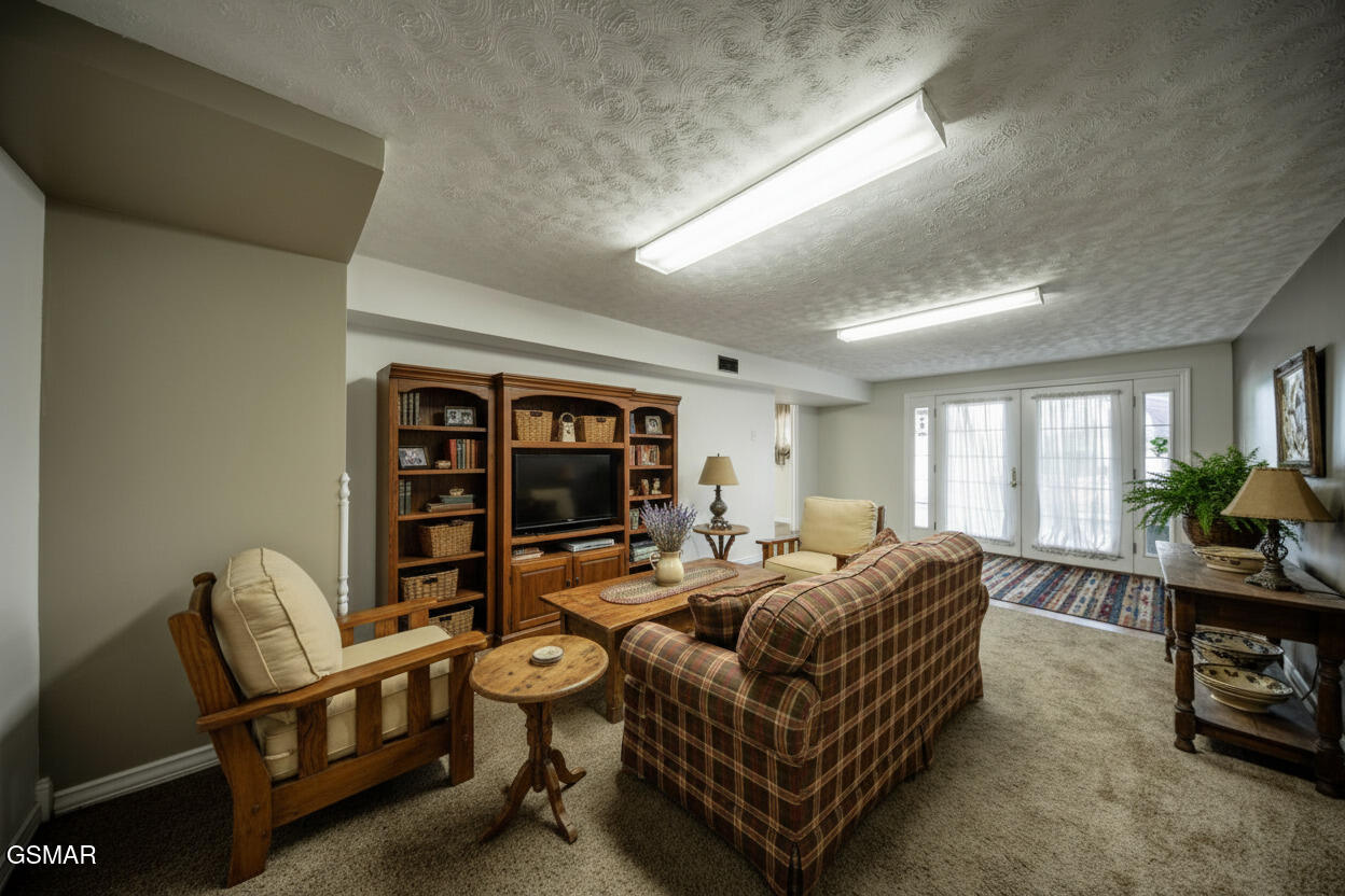 339 Bramble Lane Dandridge TN 37725