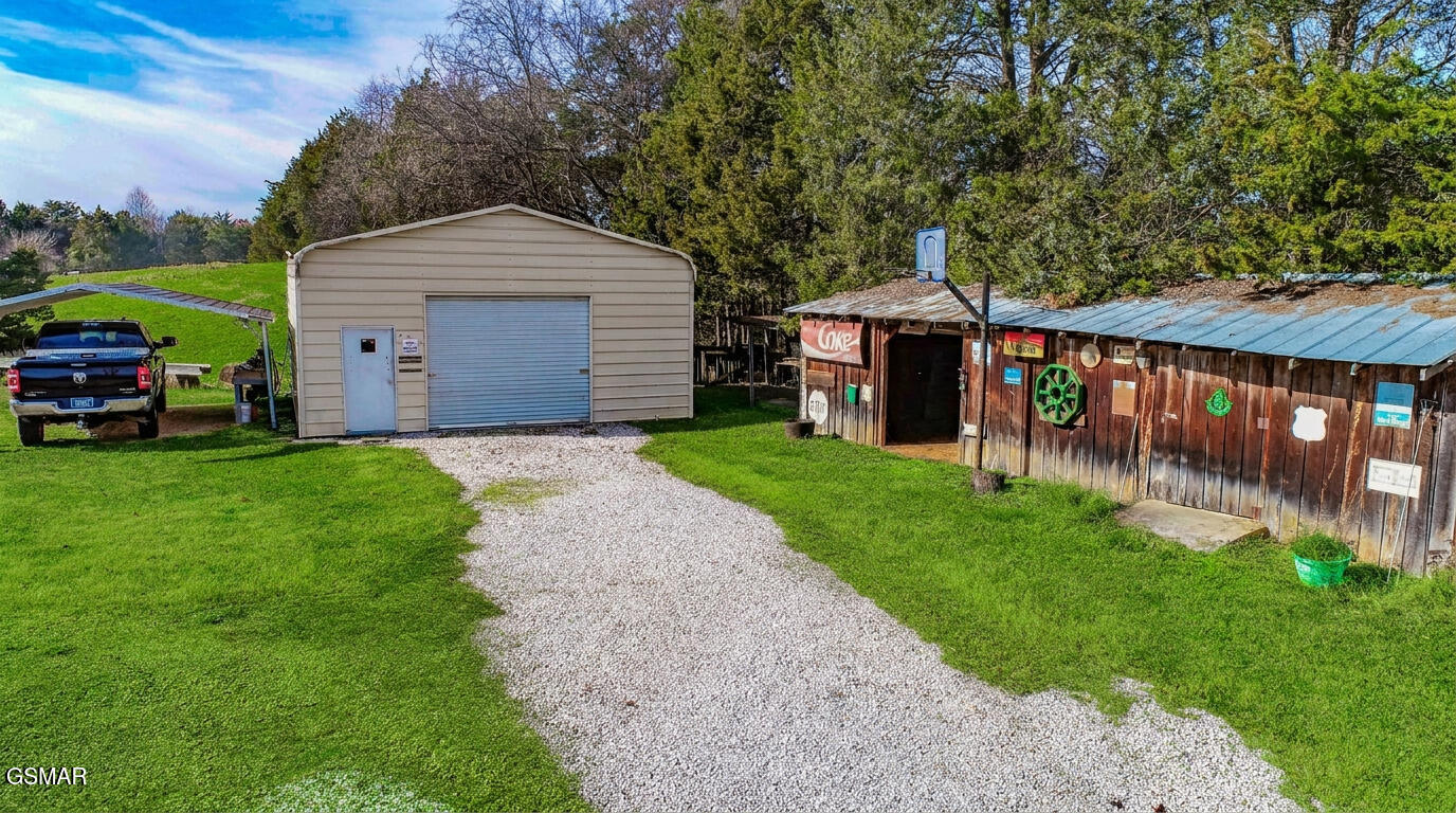 339 Bramble Lane Dandridge TN 37725