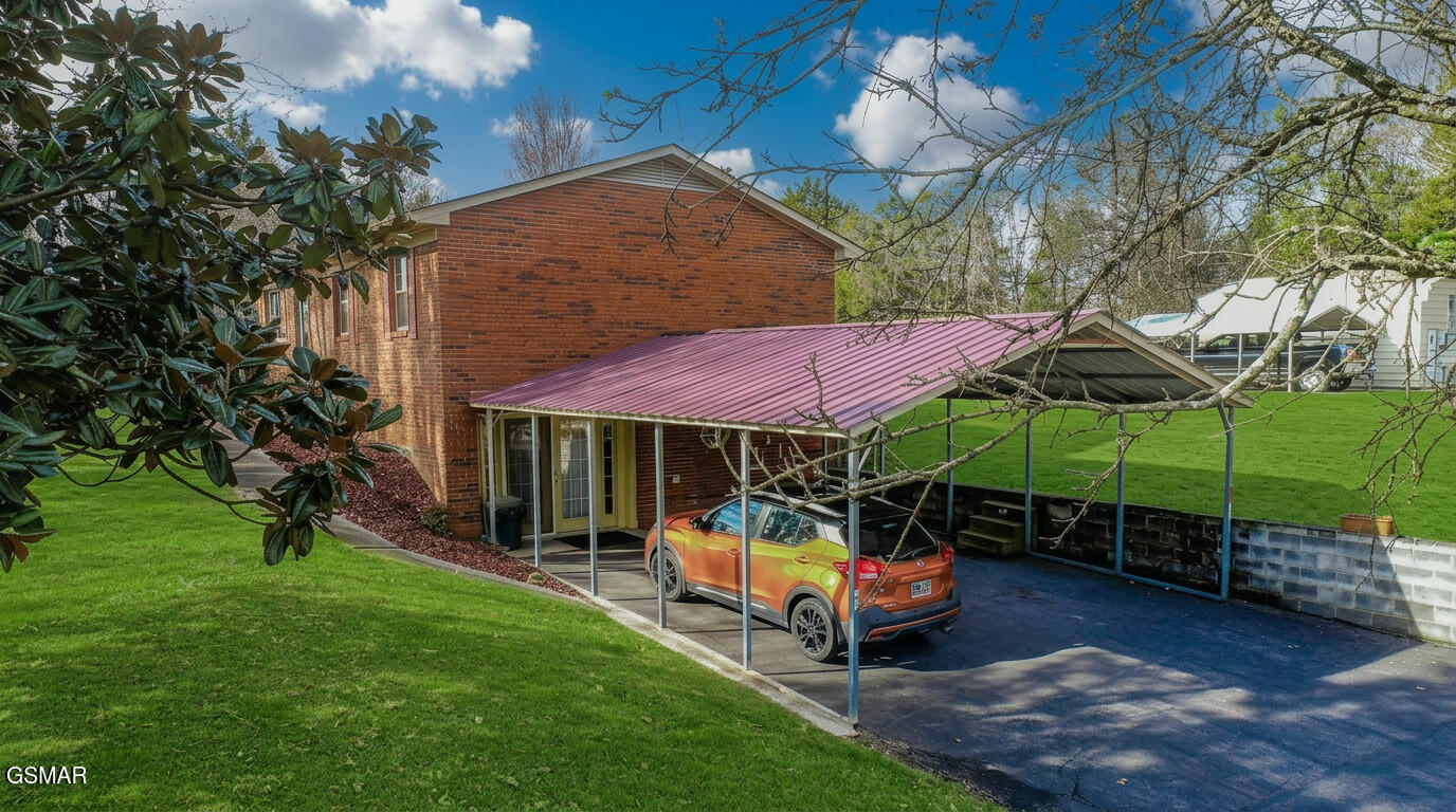 339 Bramble Lane Dandridge TN 37725