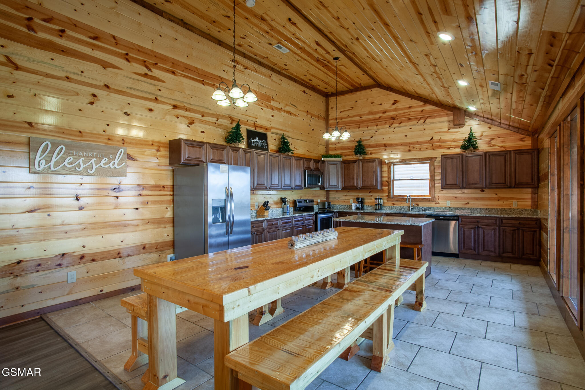 3708 Tilda Hilltop Way Sevierville TN 37862