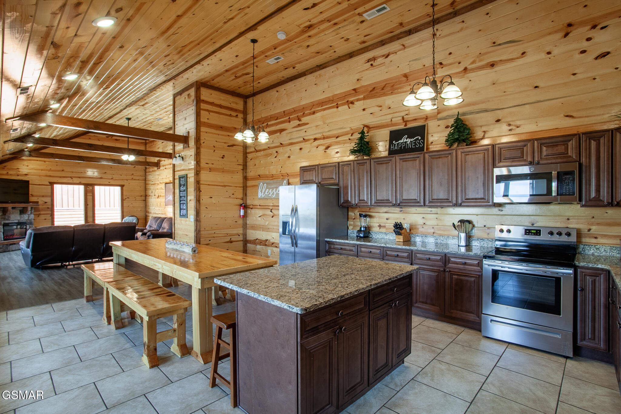 3708 Tilda Hilltop Way Sevierville TN 37862