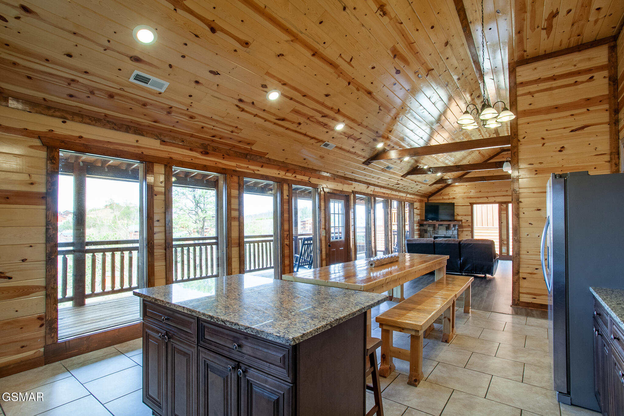 3708 Tilda Hilltop Way Sevierville TN 37862