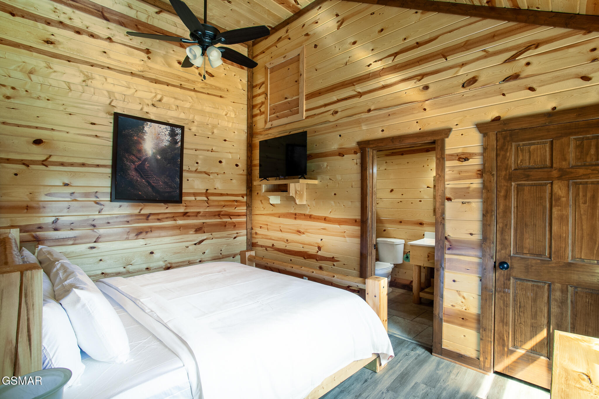 3708 Tilda Hilltop Way Sevierville TN 37862