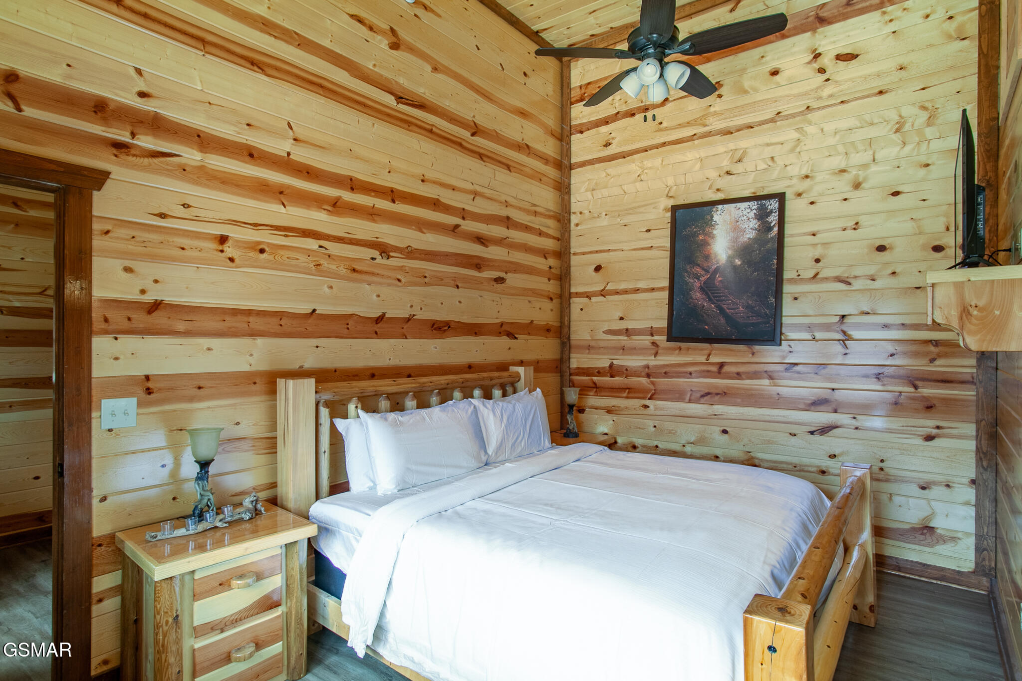 3708 Tilda Hilltop Way Sevierville TN 37862