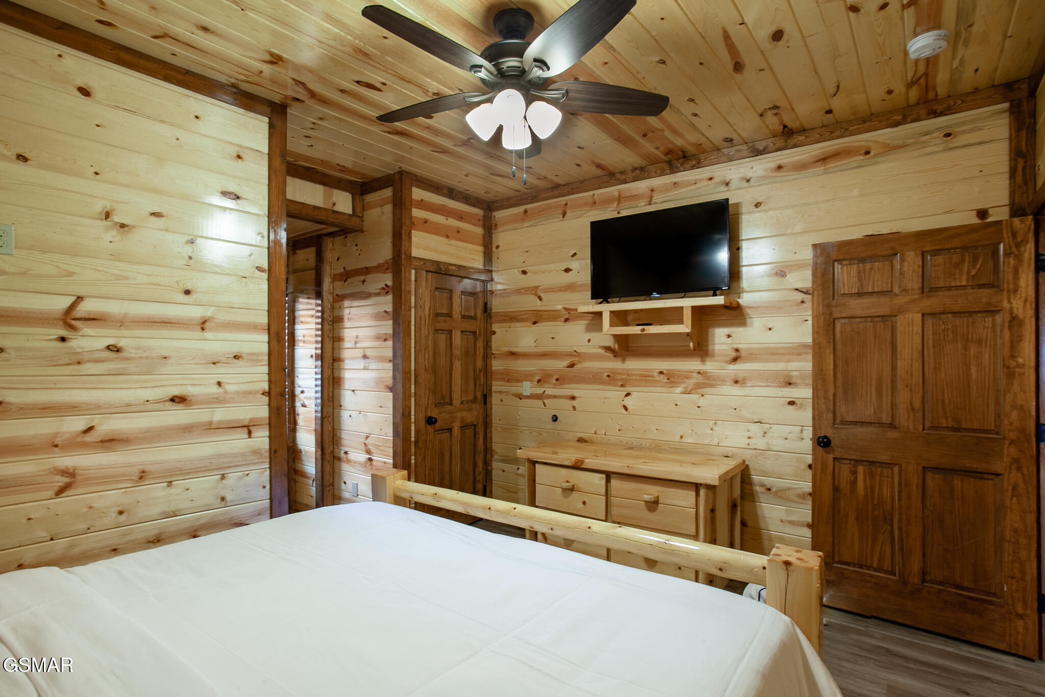 3708 Tilda Hilltop Way Sevierville TN 37862