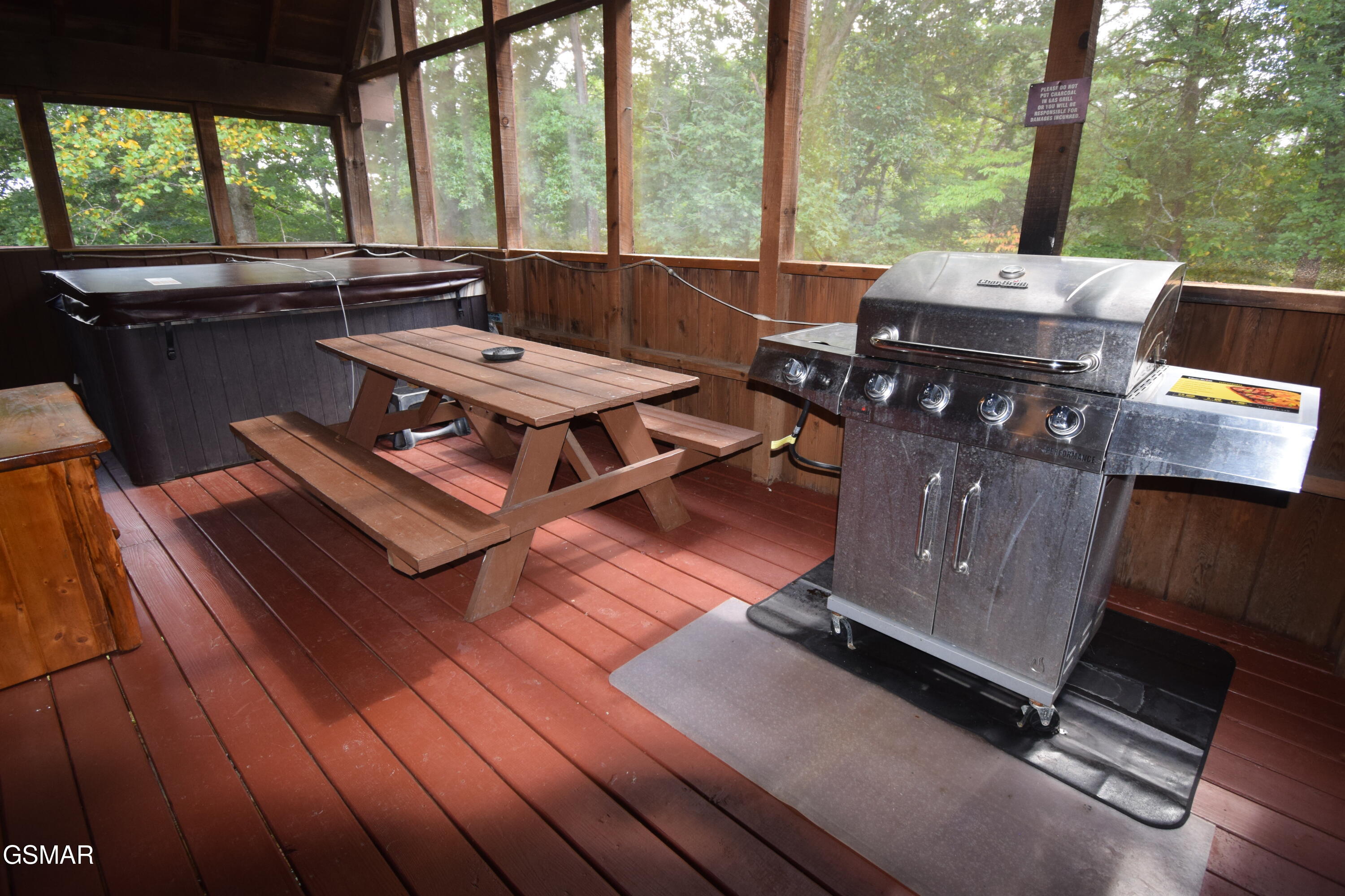 1502 Ridgecrest Drive Sevierville TN 37876