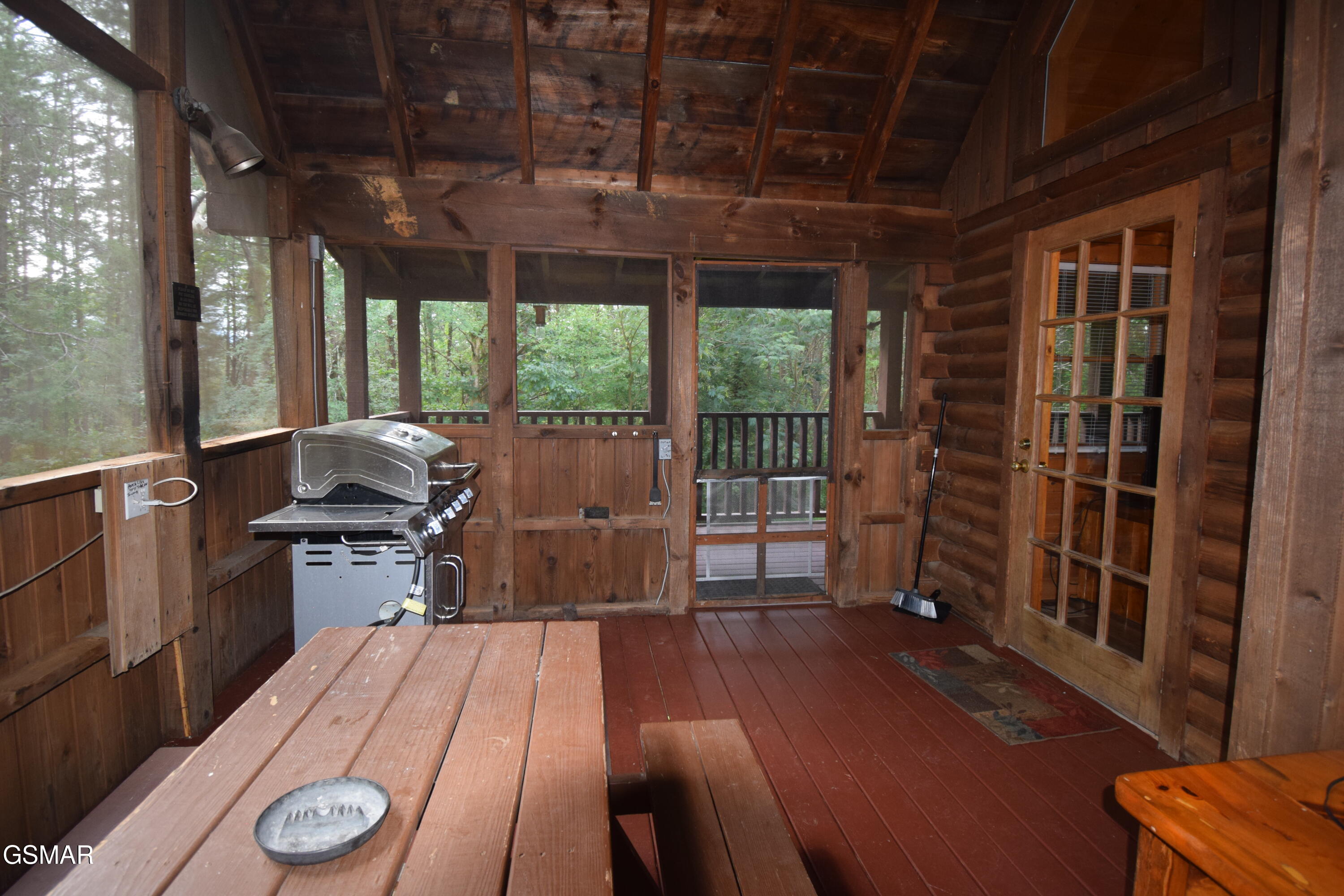 1502 Ridgecrest Drive Sevierville TN 37876