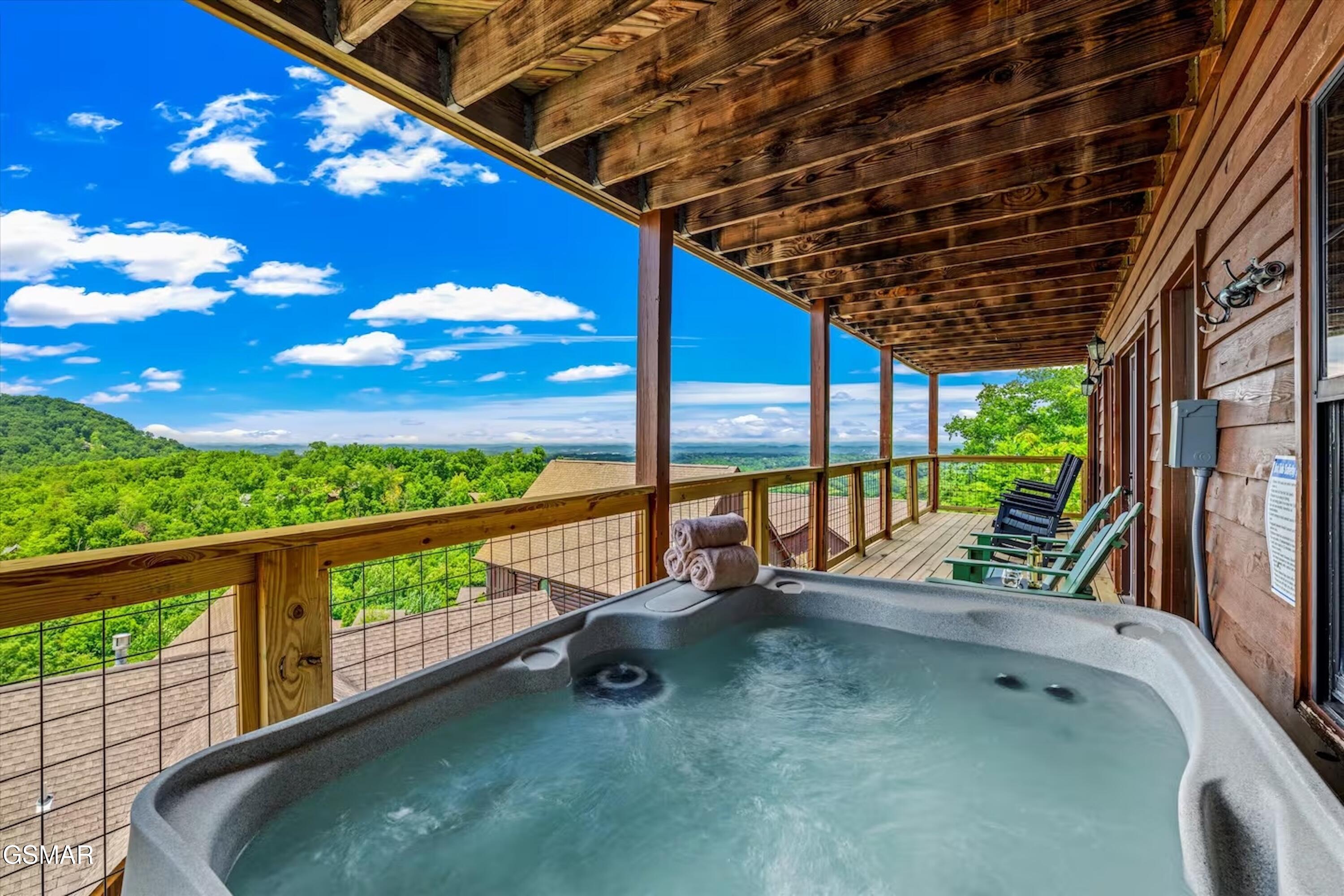 1578 Bears Den Way Sevierville TN 37862