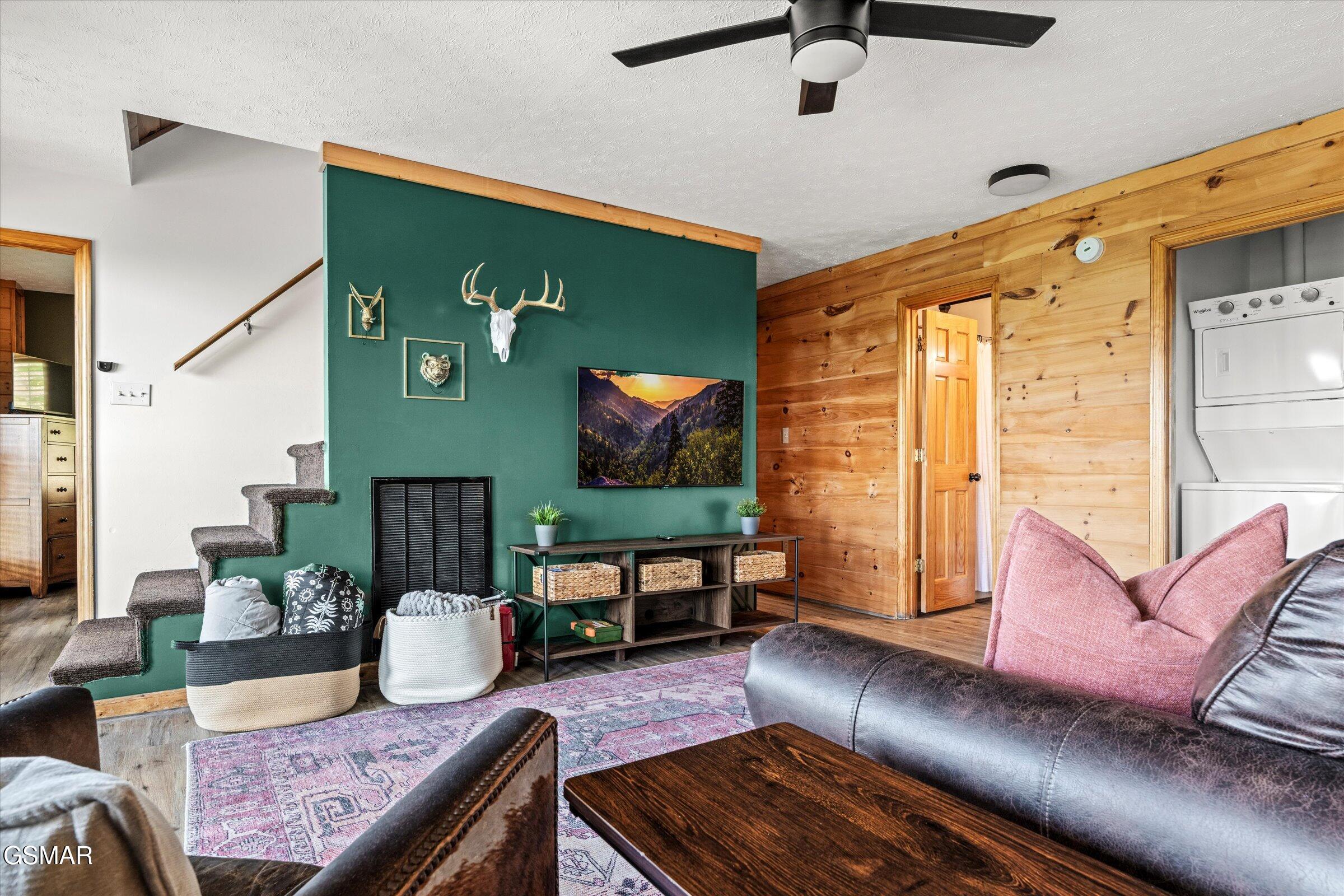 1578 Bears Den Way Sevierville TN 37862