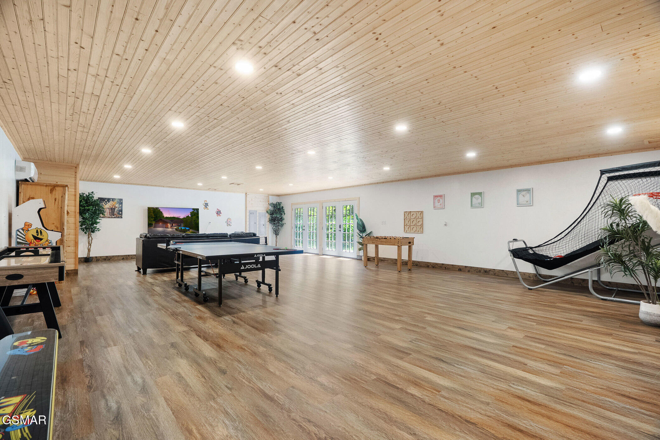646 Parton Hollow Road Sevierville TN 37876
