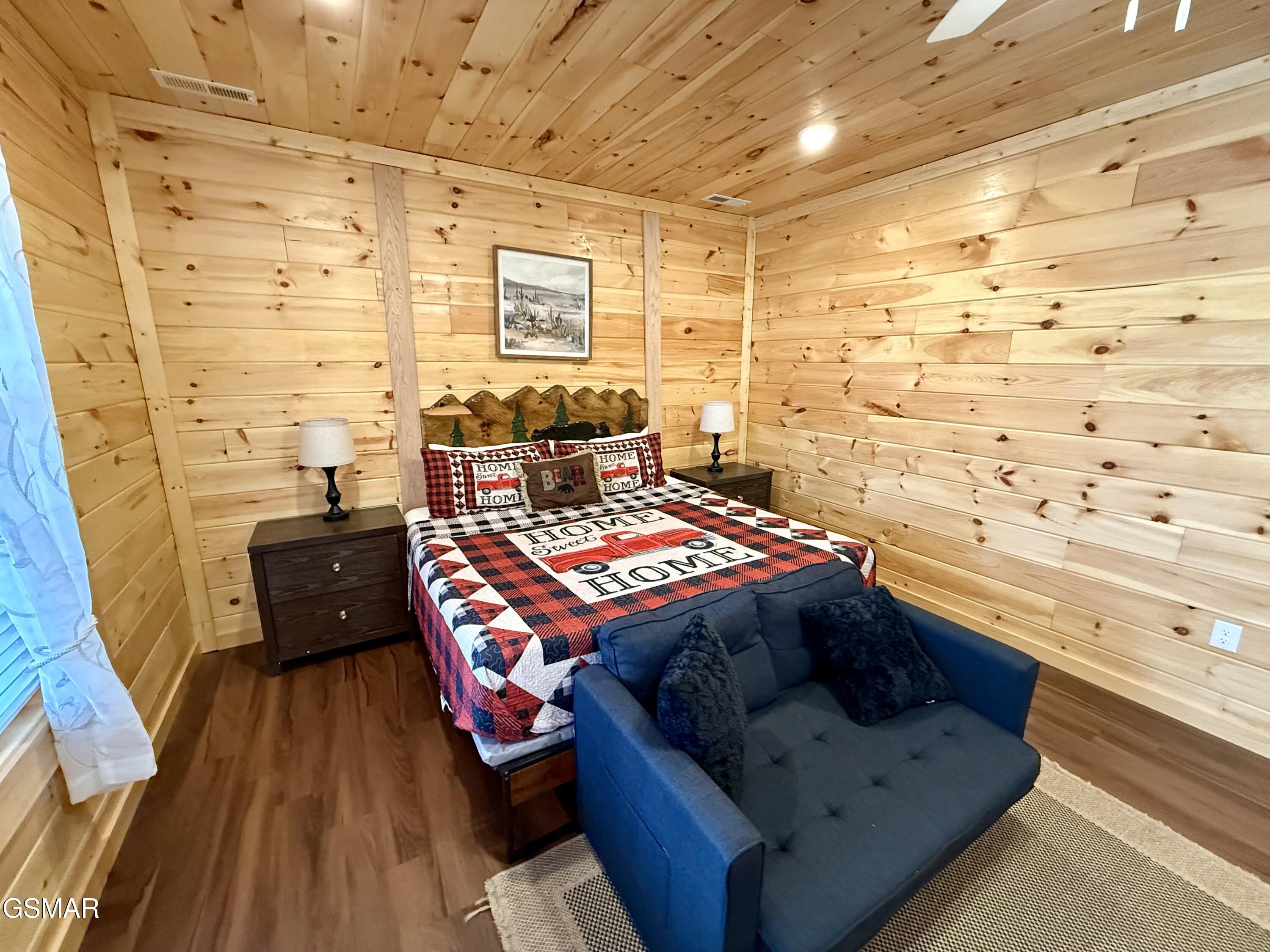 735 Timberlake Circle Sevierville TN 37876