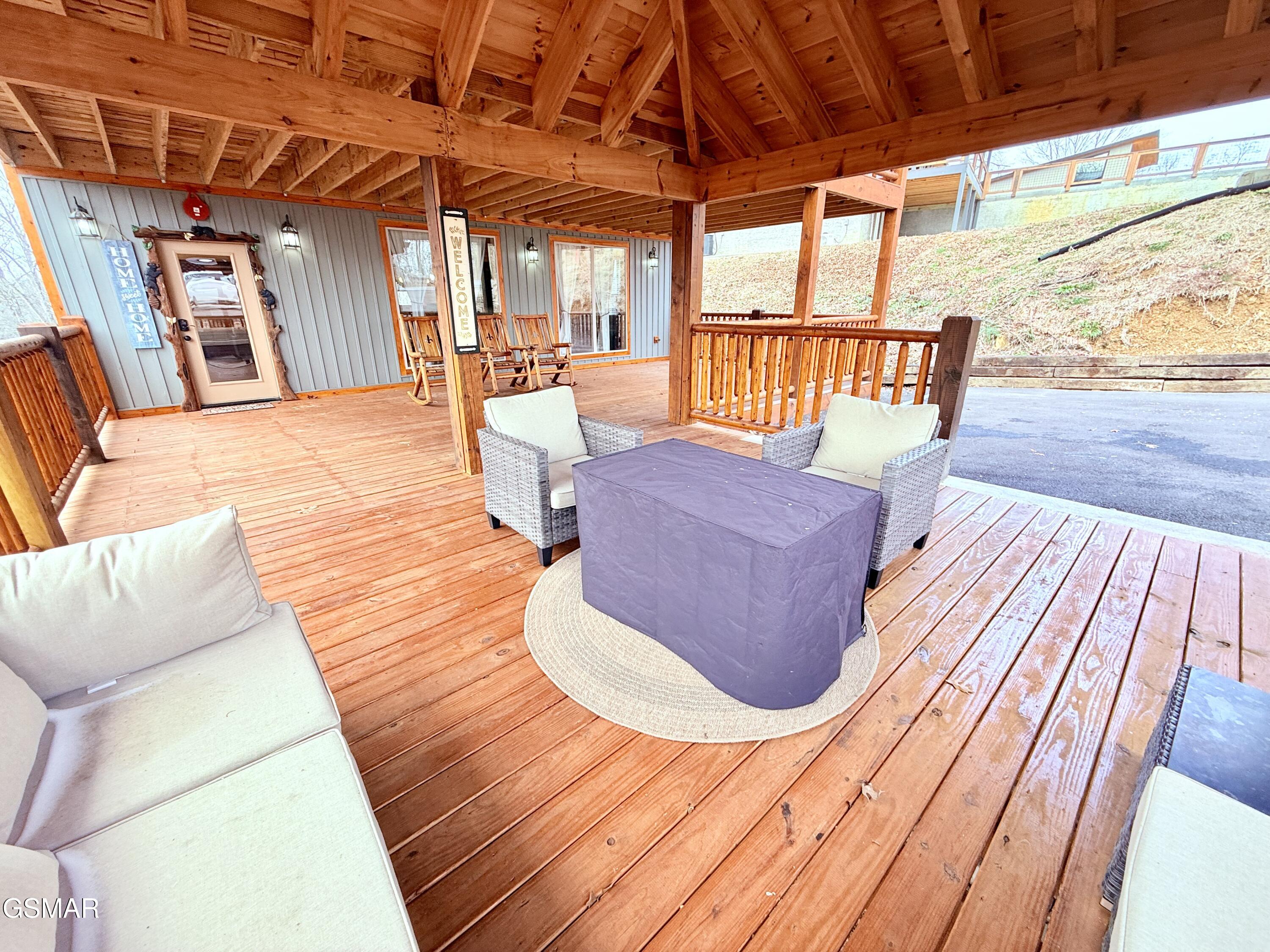 735 Timberlake Circle Sevierville TN 37876